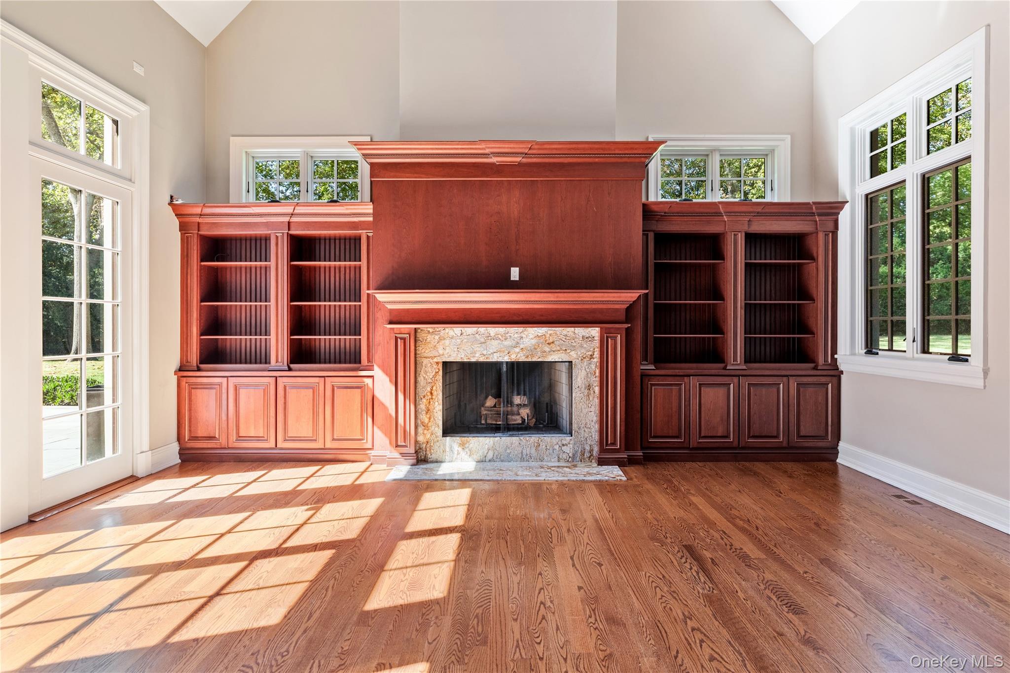 11 Victorian Lane, Brookville, NY 11545