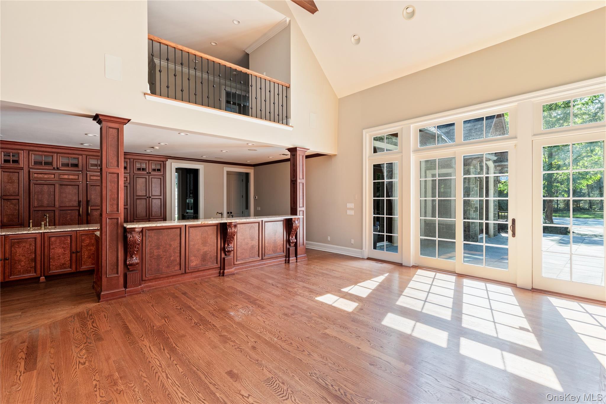 11 Victorian Lane, Brookville, NY 11545