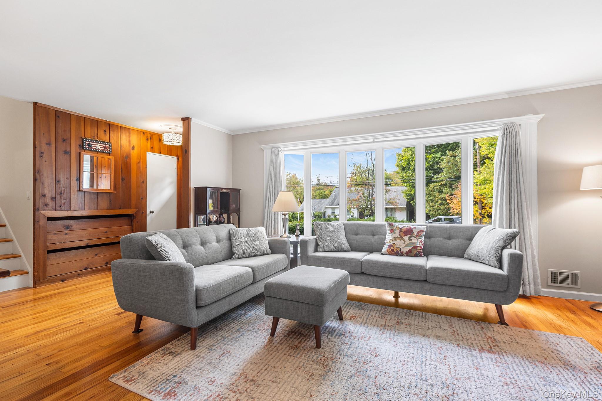 19 Donald Lane, Ossining, NY 10562