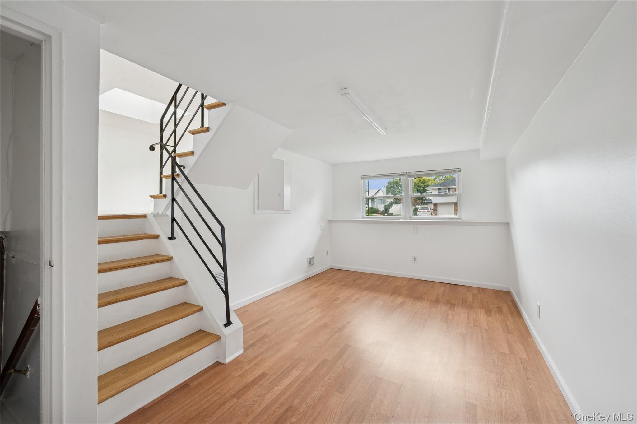 11 Montrose Drive, Commack, NY 11725