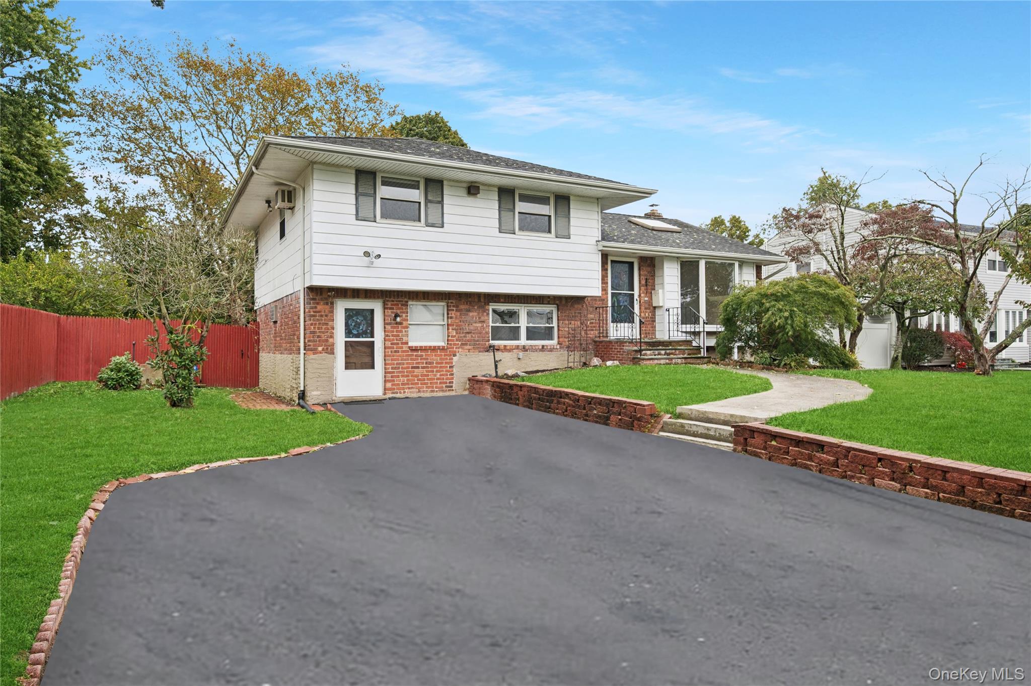 11 Montrose Drive, Commack, NY 11725