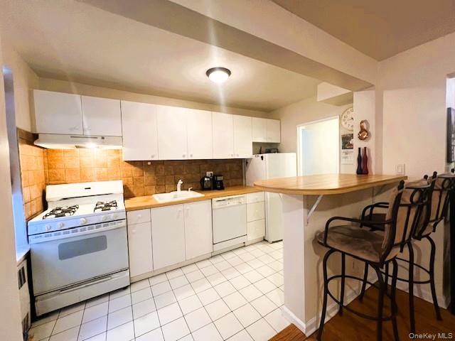 39-50 52nd Streets # 1B, Woodside, NY 11377