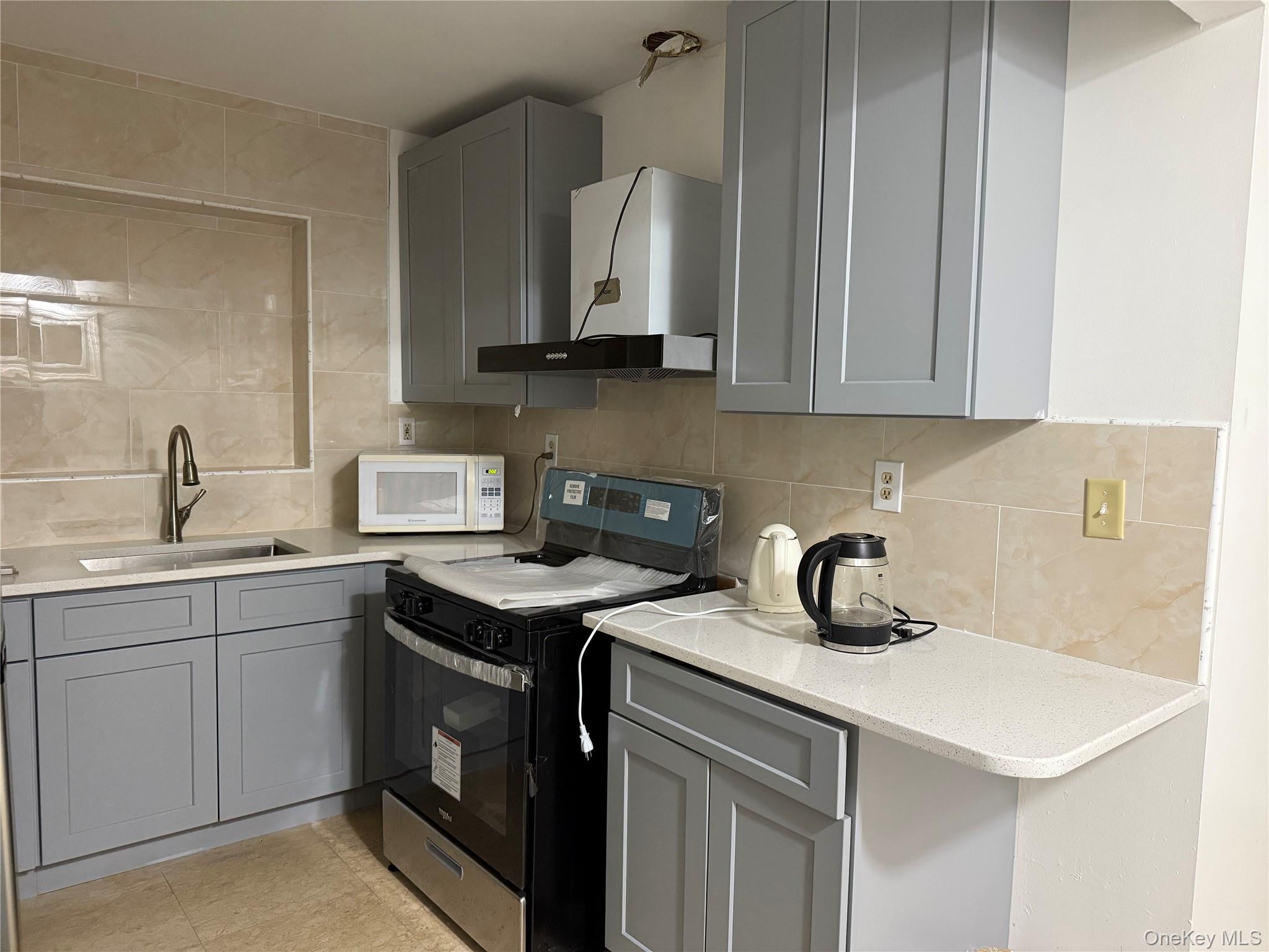 132-35 Pople Avenue, Flushing, NY 11355