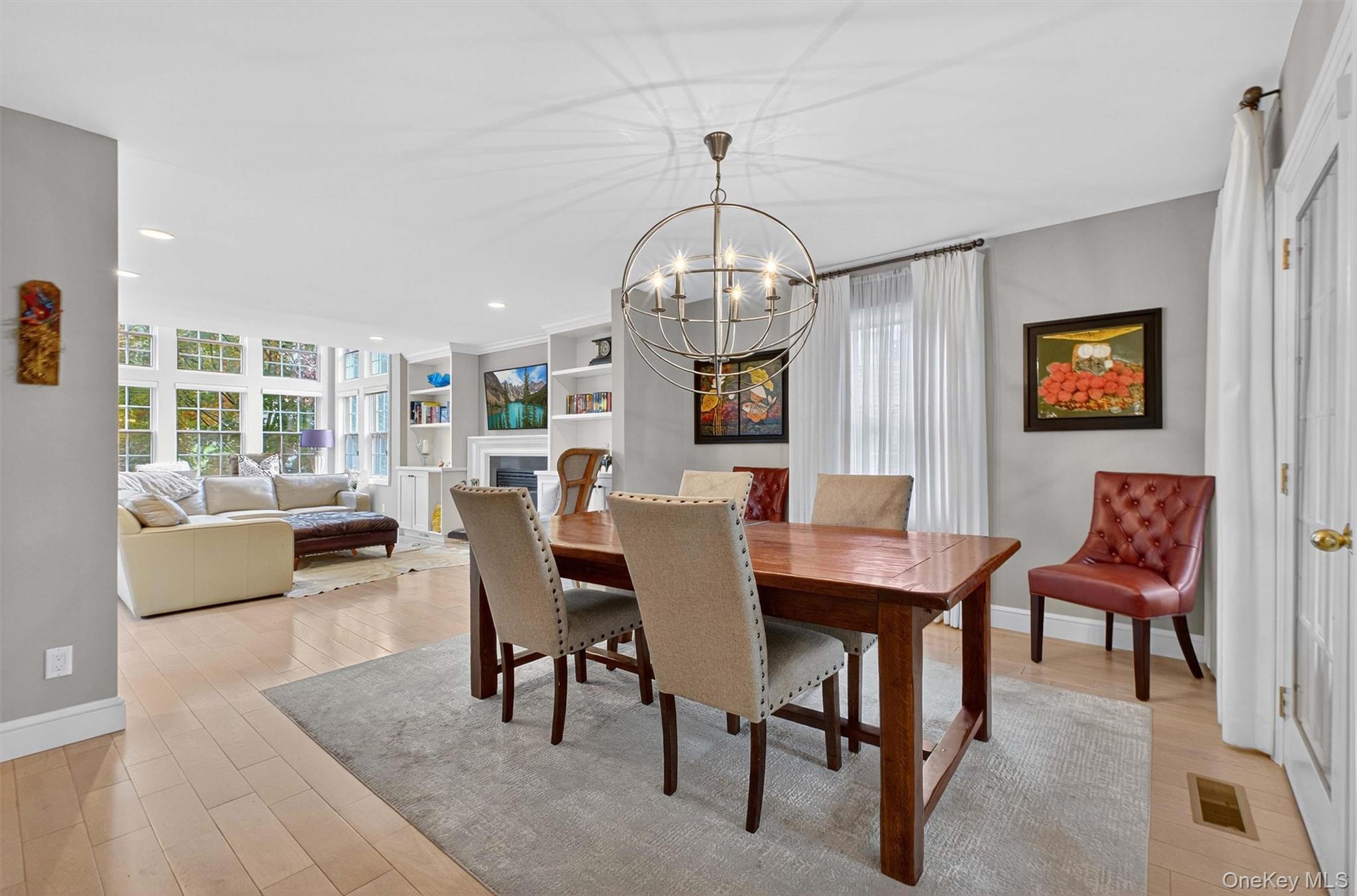 16 Nottingham Way, Mahopac, NY 10541