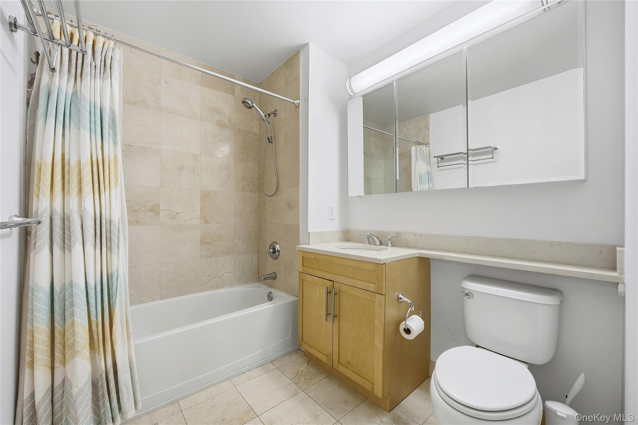 40-28 COLLEGE POINT BLVD # 1011, Flushing, NY 11354