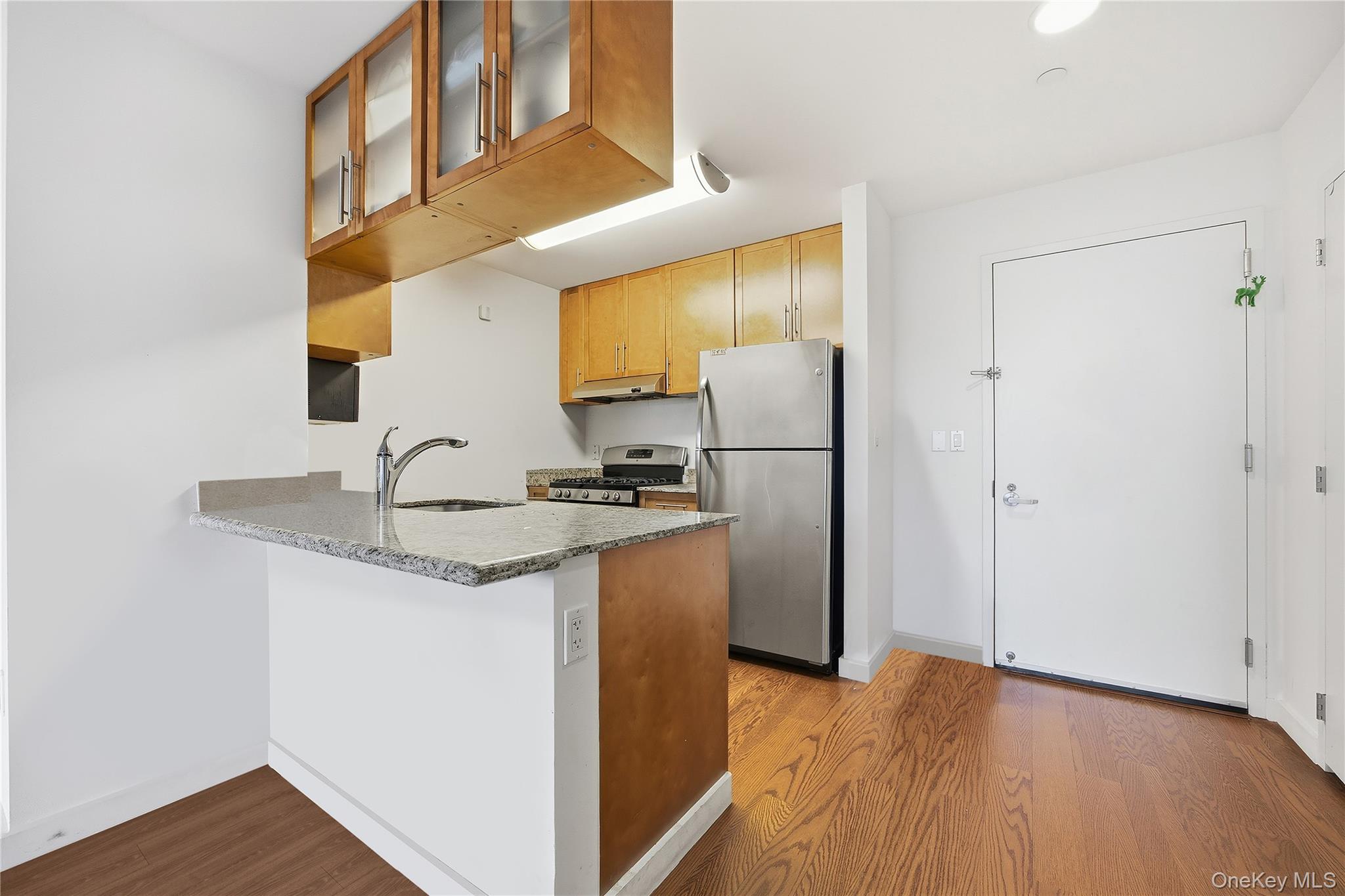 40-28 COLLEGE POINT BLVD # 1011, Flushing, NY 11354