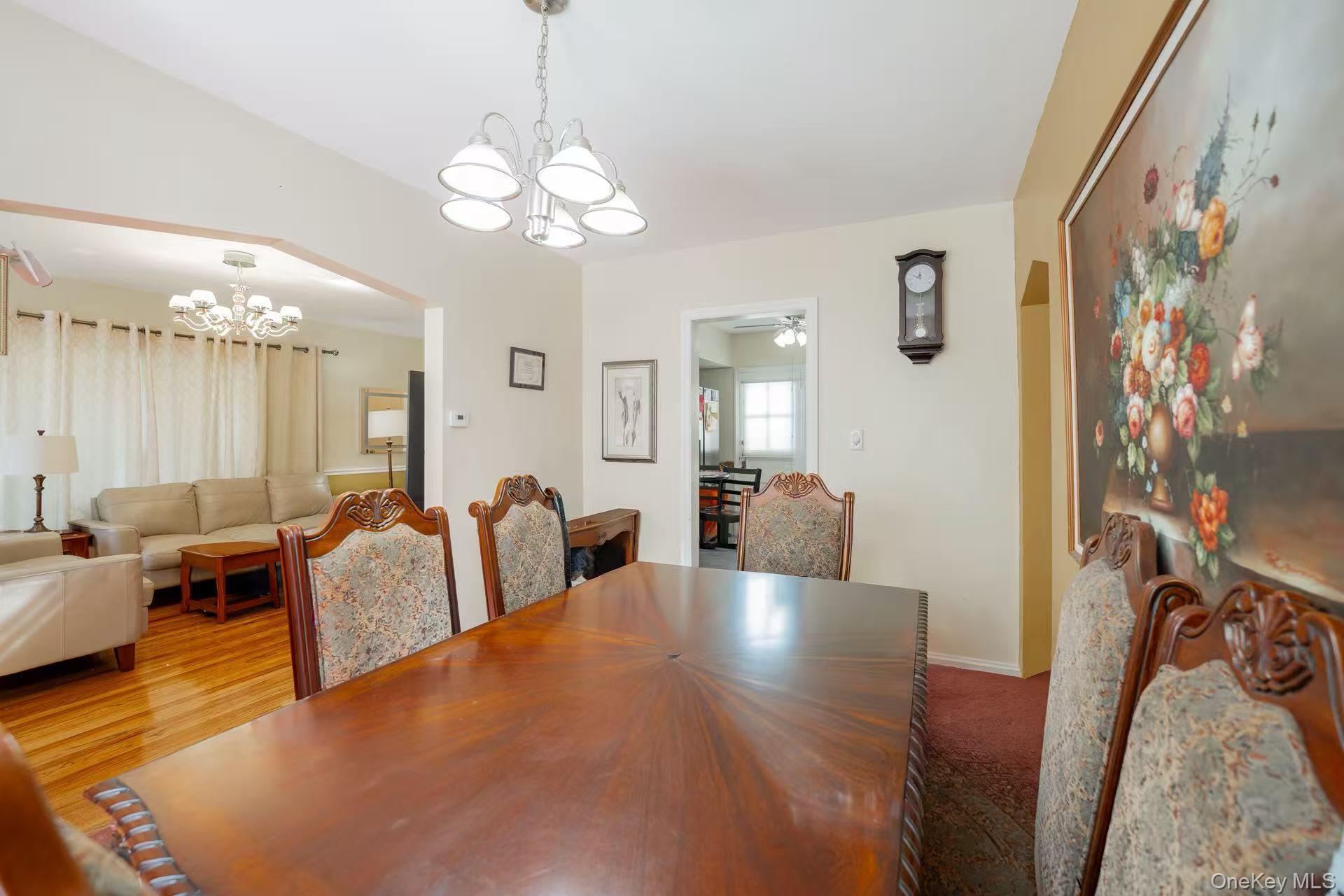 636 S 13th Street, New Hyde Park, NY 11040