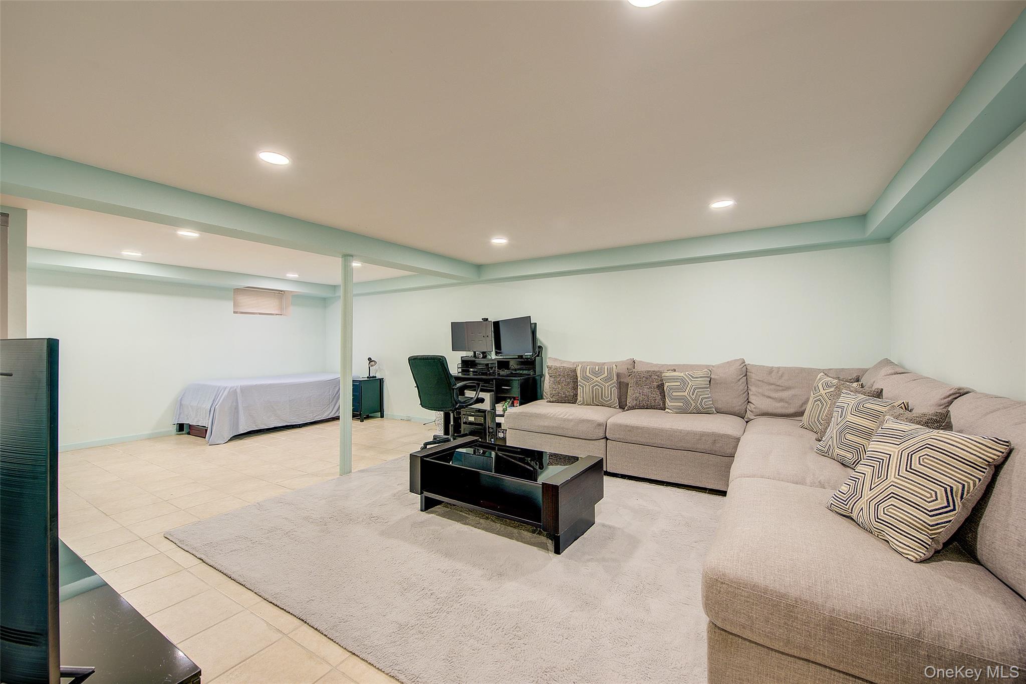 1025 Ontario Road, West Hempstead, NY 11552