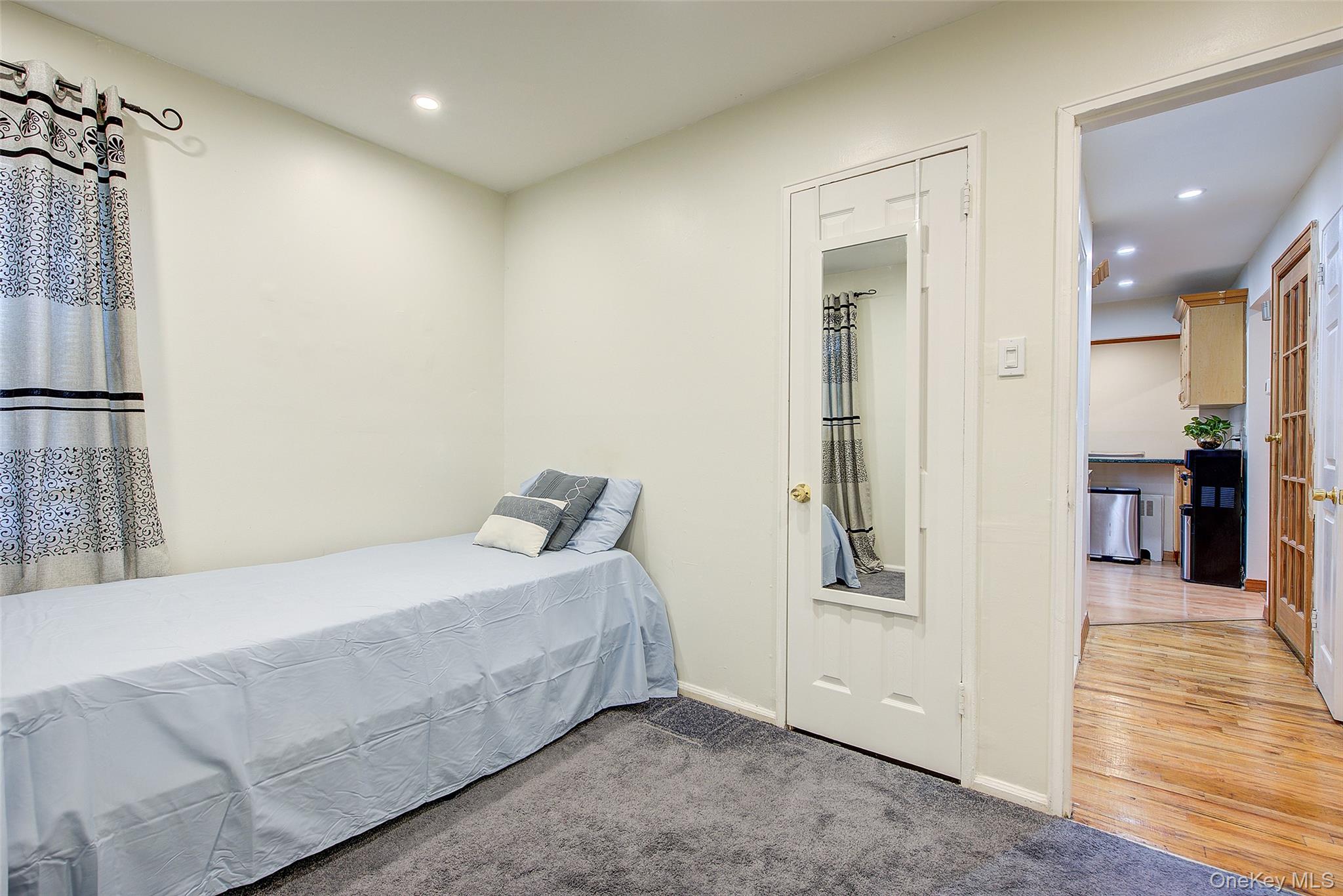 1025 Ontario Road, West Hempstead, NY 11552