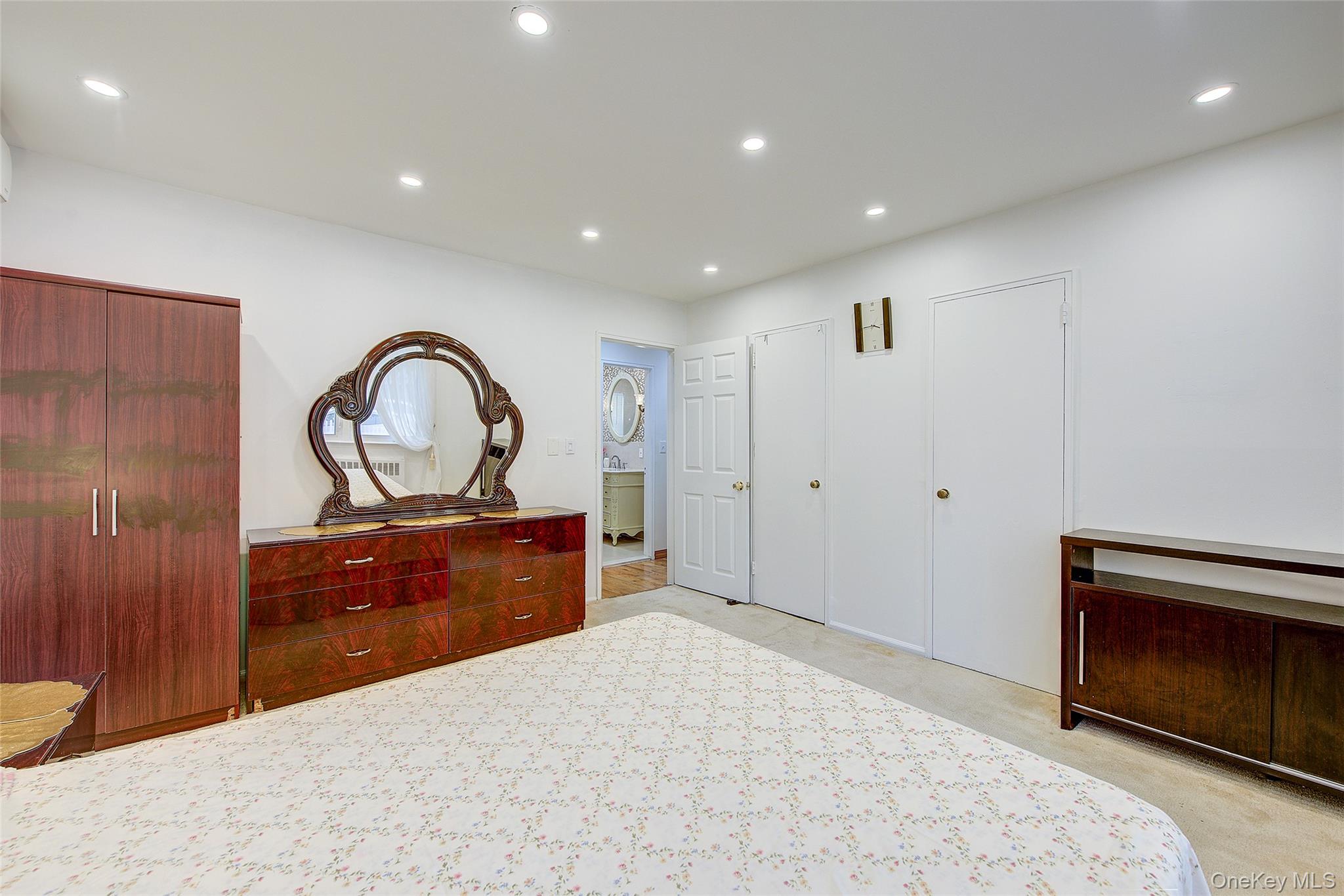 1025 Ontario Road, West Hempstead, NY 11552