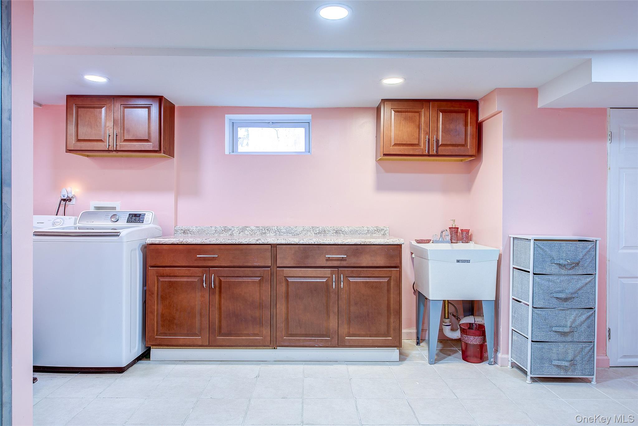 1025 Ontario Road, West Hempstead, NY 11552