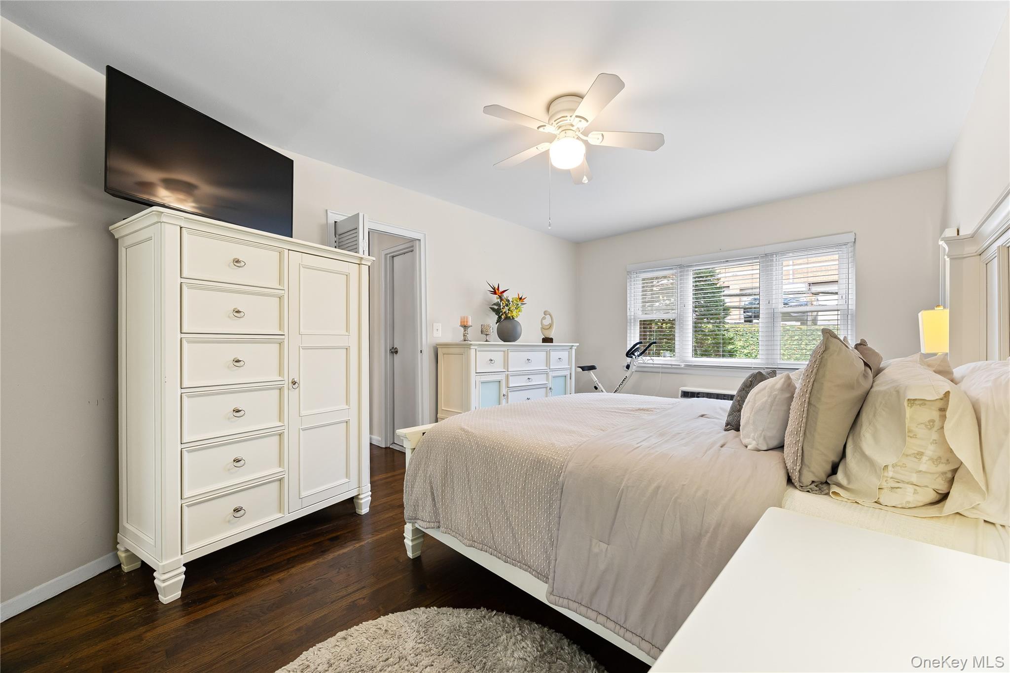 667 Pelham Rd. Road # B5, New Rochelle, NY 10805