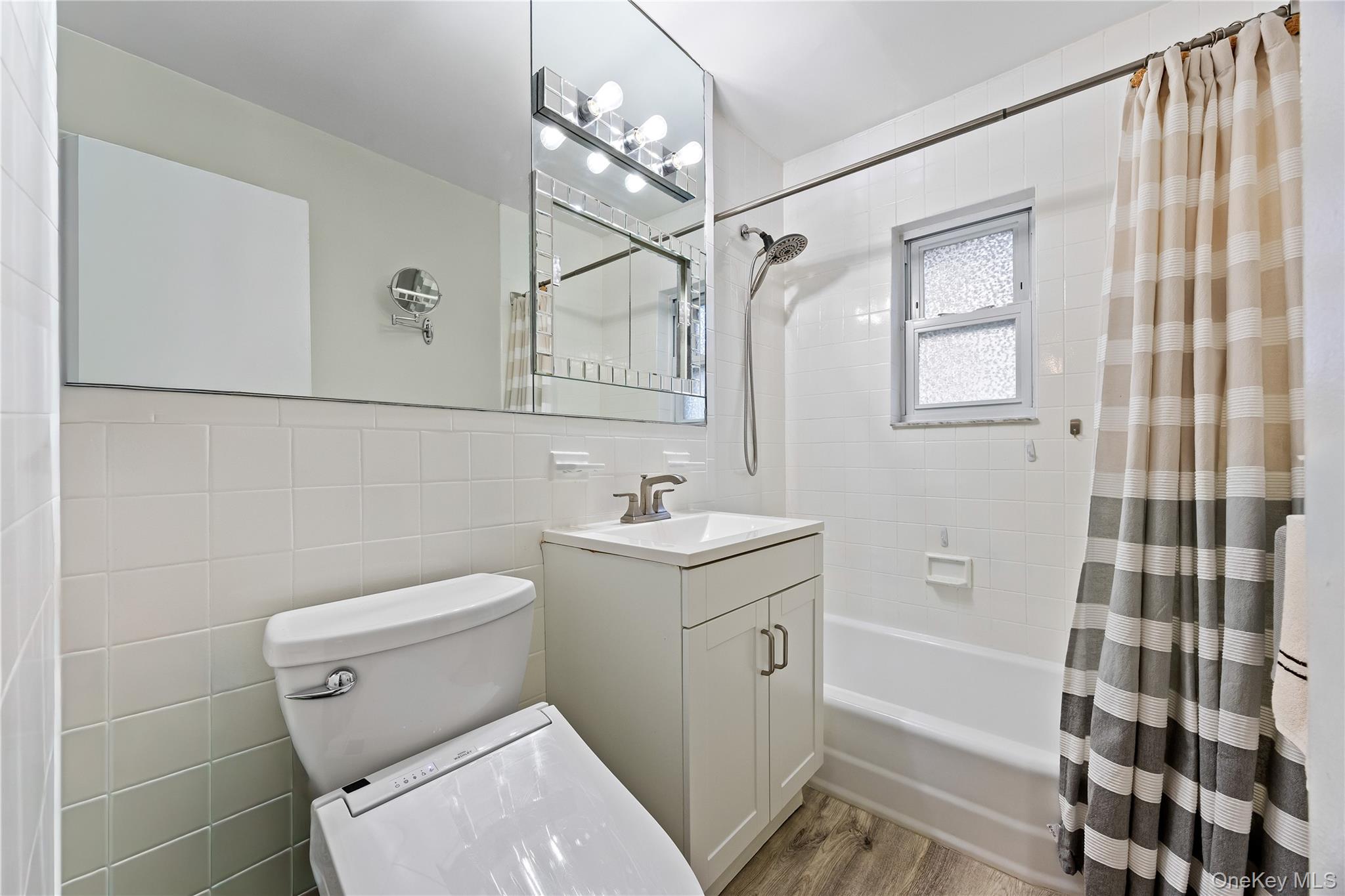 667 Pelham Rd. Road # B5, New Rochelle, NY 10805