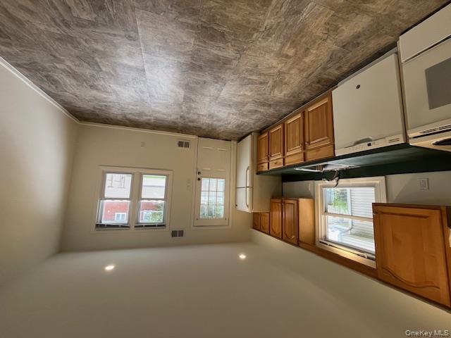 1 Inwood Road # A, Port Washington, NY 11050