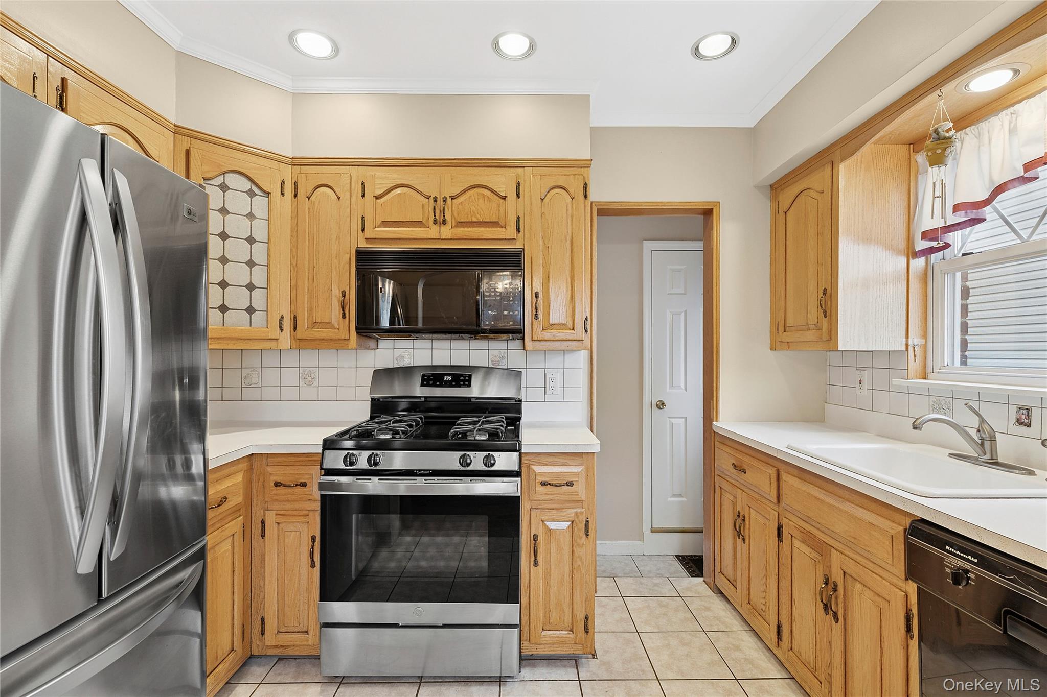 144 Rintin Street, Franklin Square, NY 11010