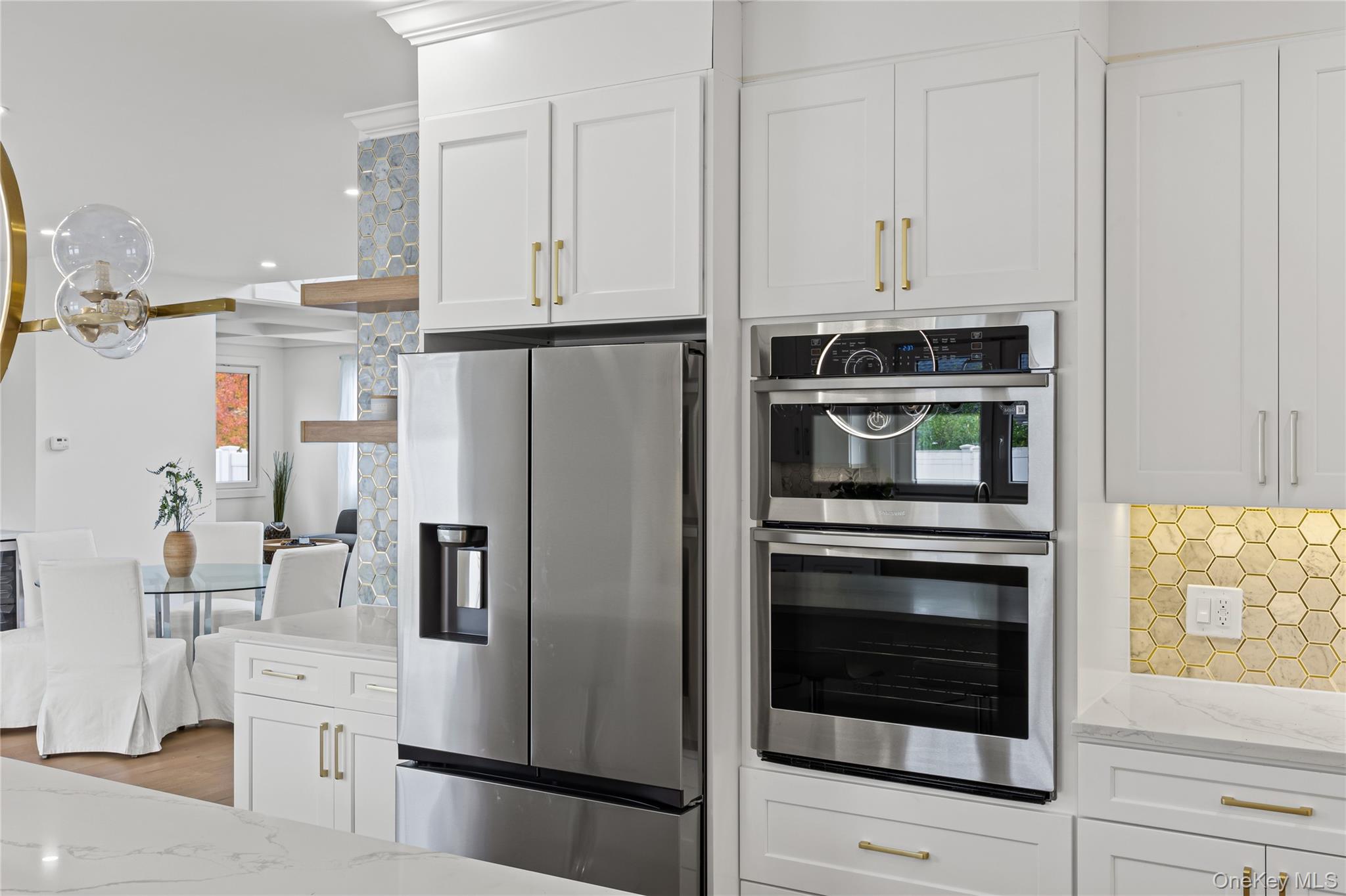 182 Friends Lane, Westbury, NY 11590