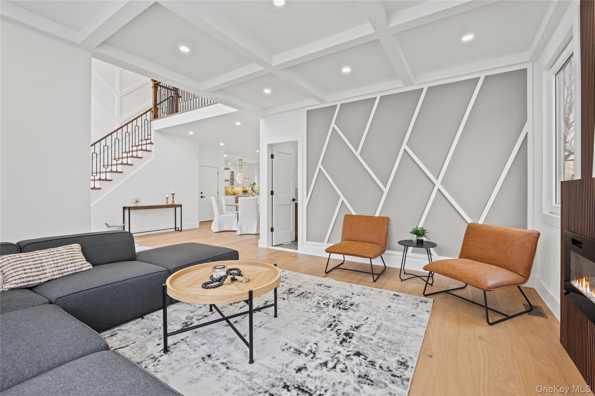 182 Friends Lane, Westbury, NY 11590