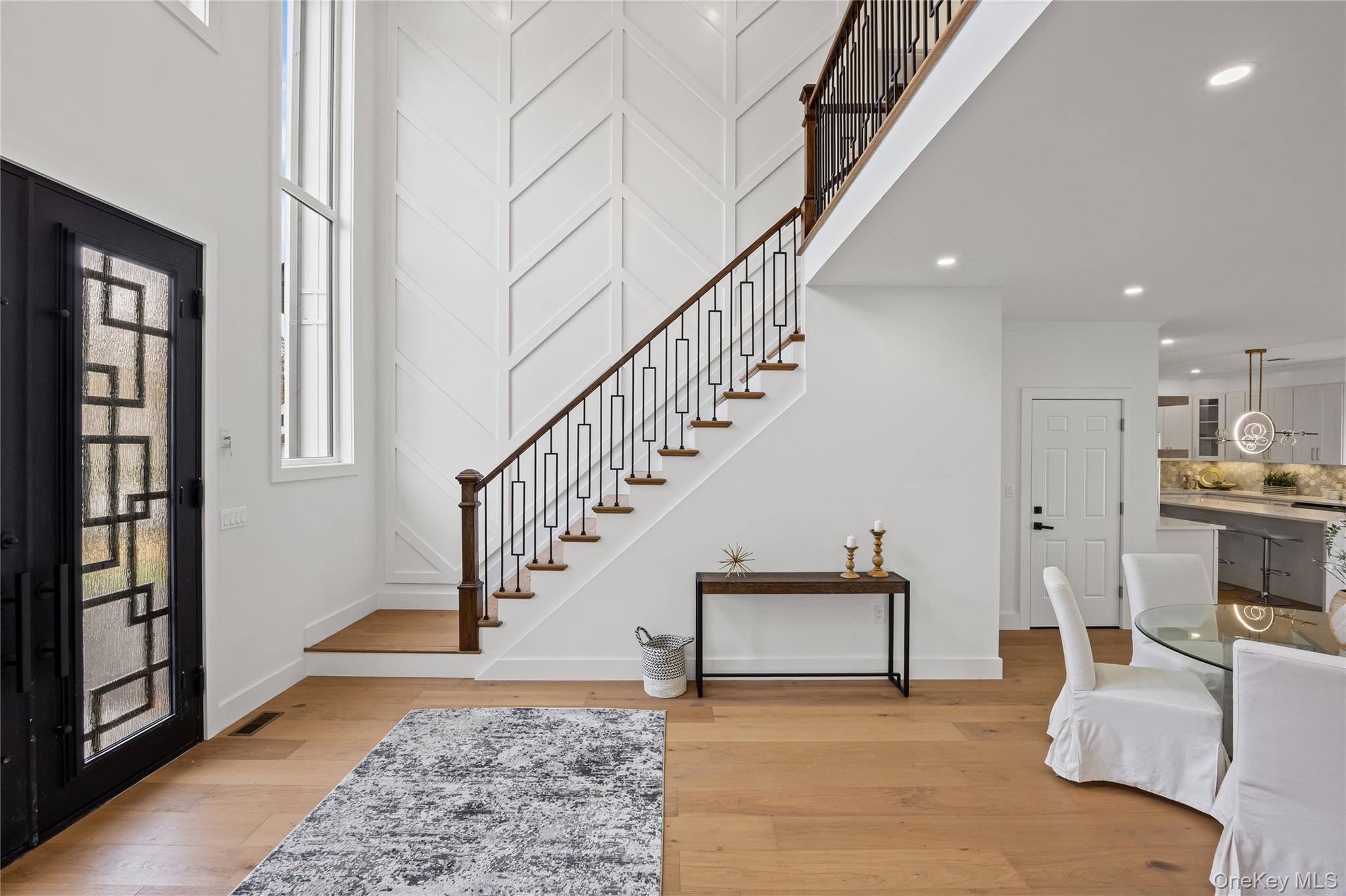 182 Friends Lane, Westbury, NY 11590