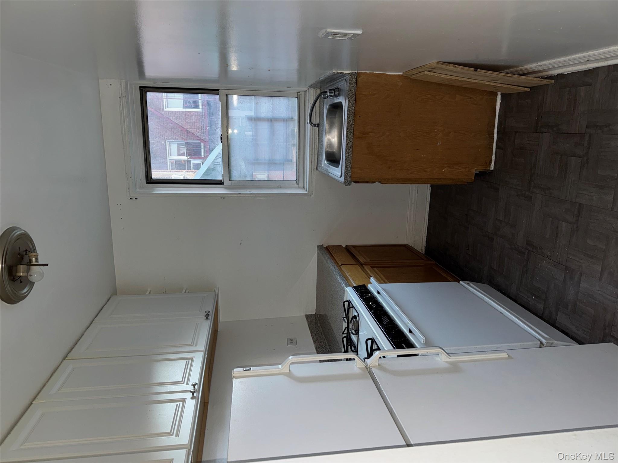 2255 Cruger Avenue # 1B, Bronx, NY 10467