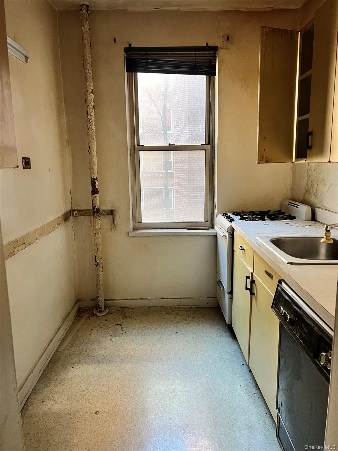 67-66 108th Street # A38, Forest Hills, NY 11375