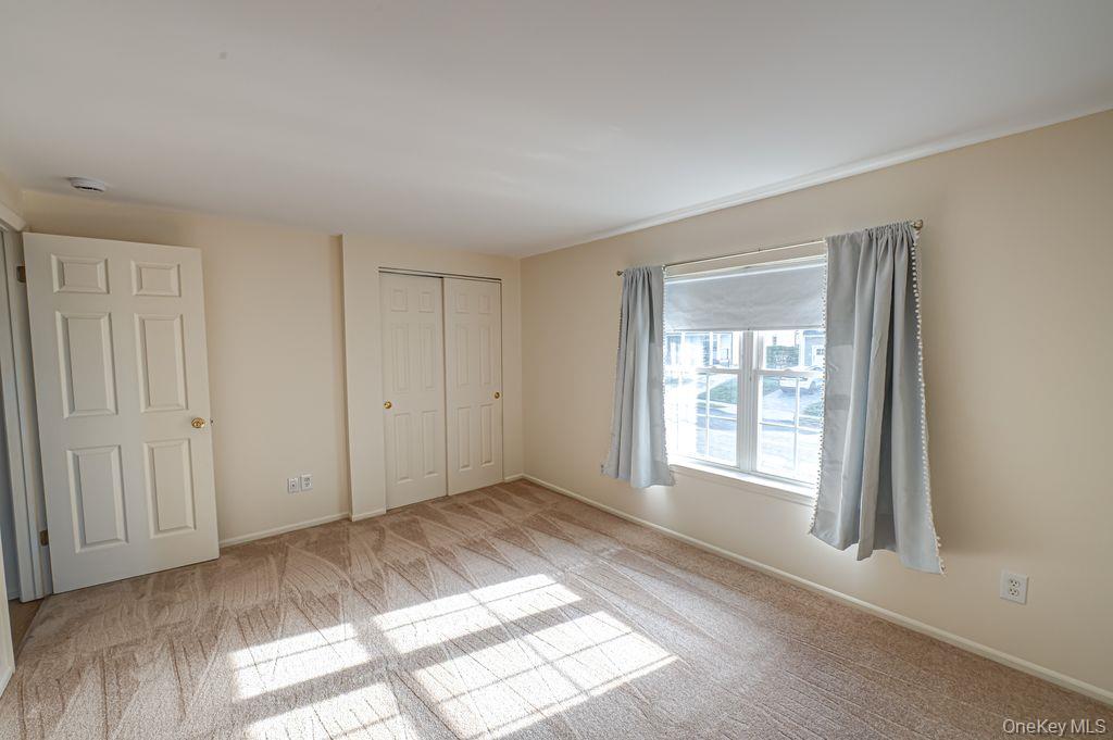 17 Fairview Street, Huntington, NY 11743