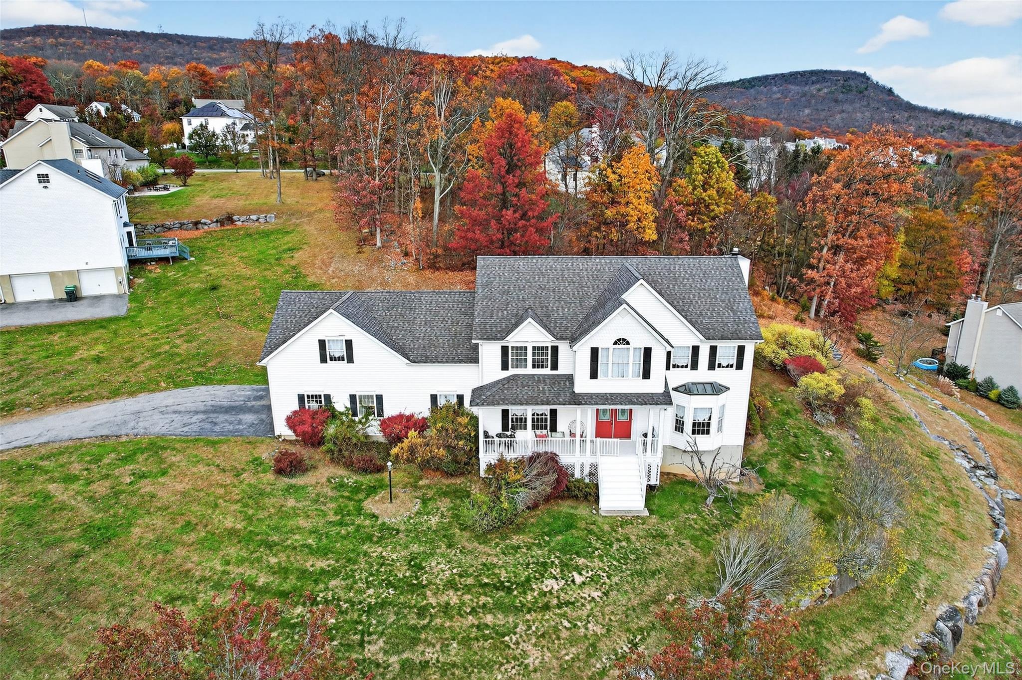 8 Alloway Crescent, Highland Mills, NY 10930