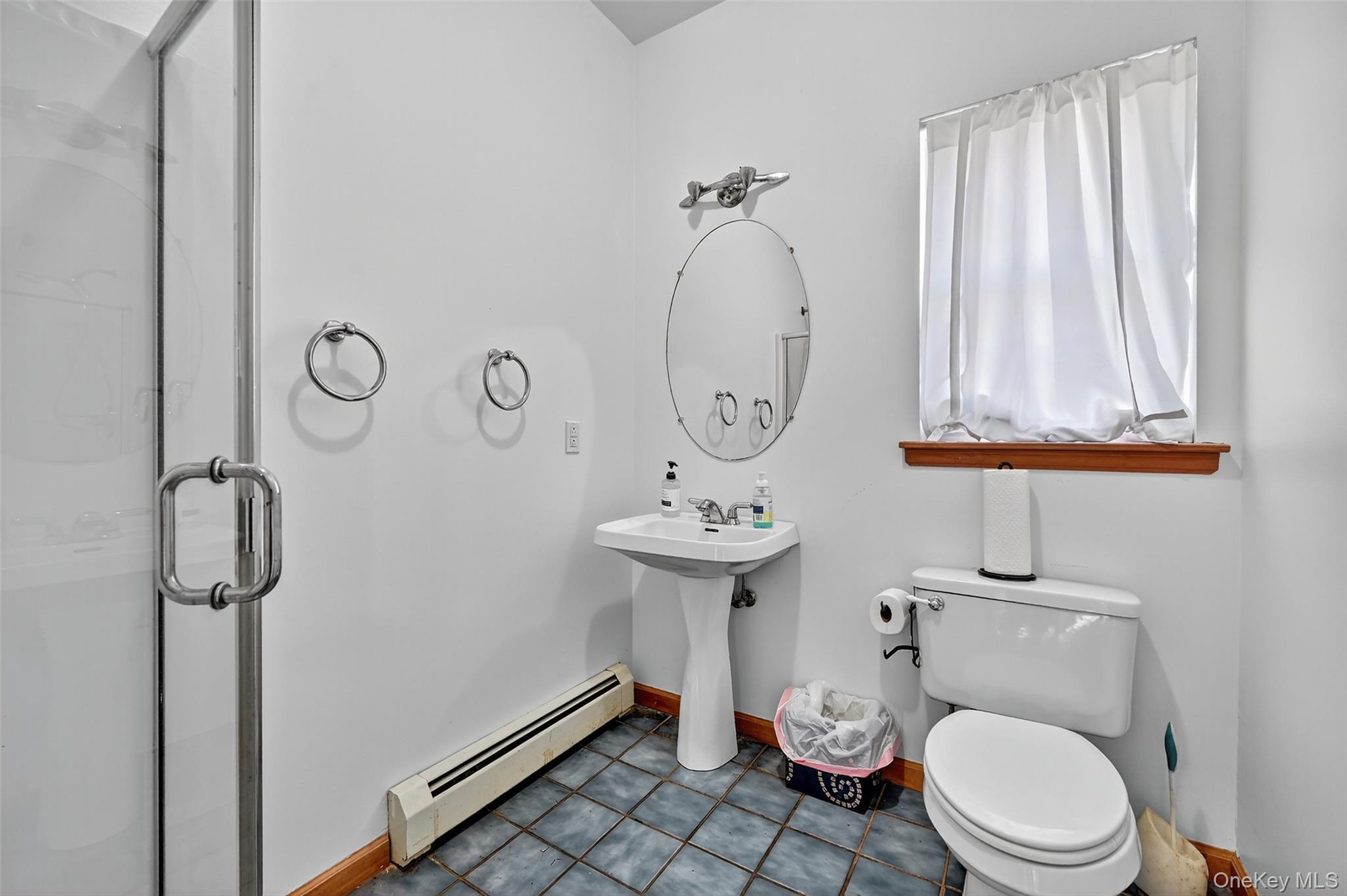 8 Alloway Crescent, Highland Mills, NY 10930