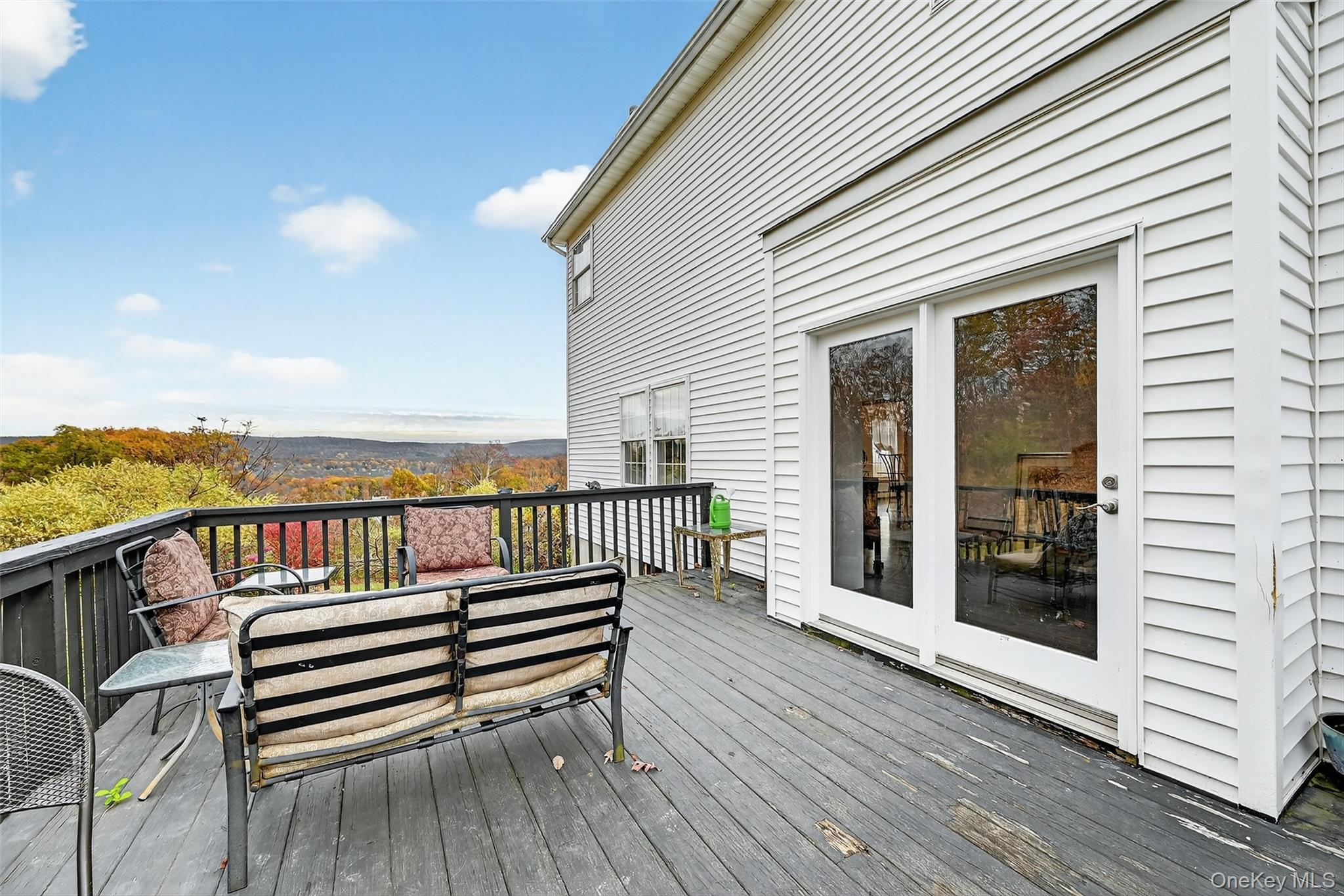 8 Alloway Crescent, Highland Mills, NY 10930