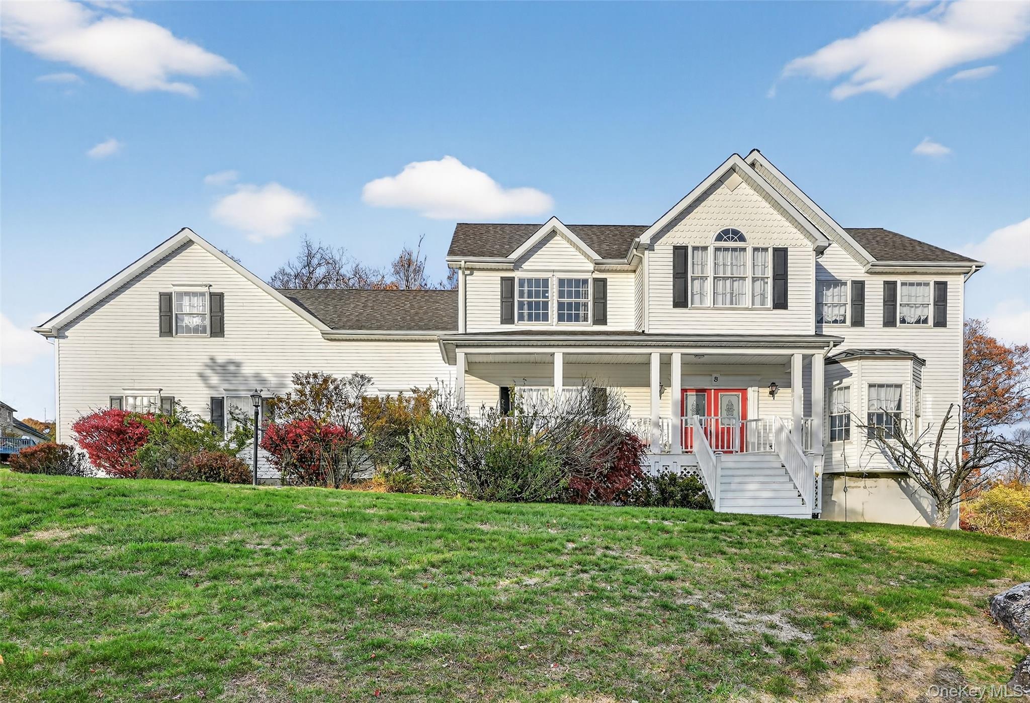 8 Alloway Crescent, Highland Mills, NY 10930