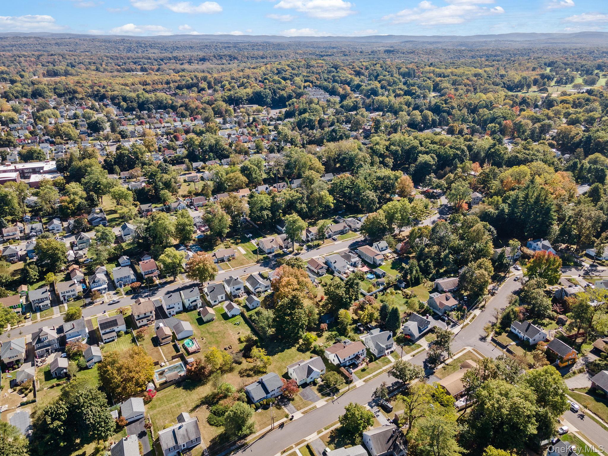 43 Woodland Avenue, Poughkeepsie, NY 12603