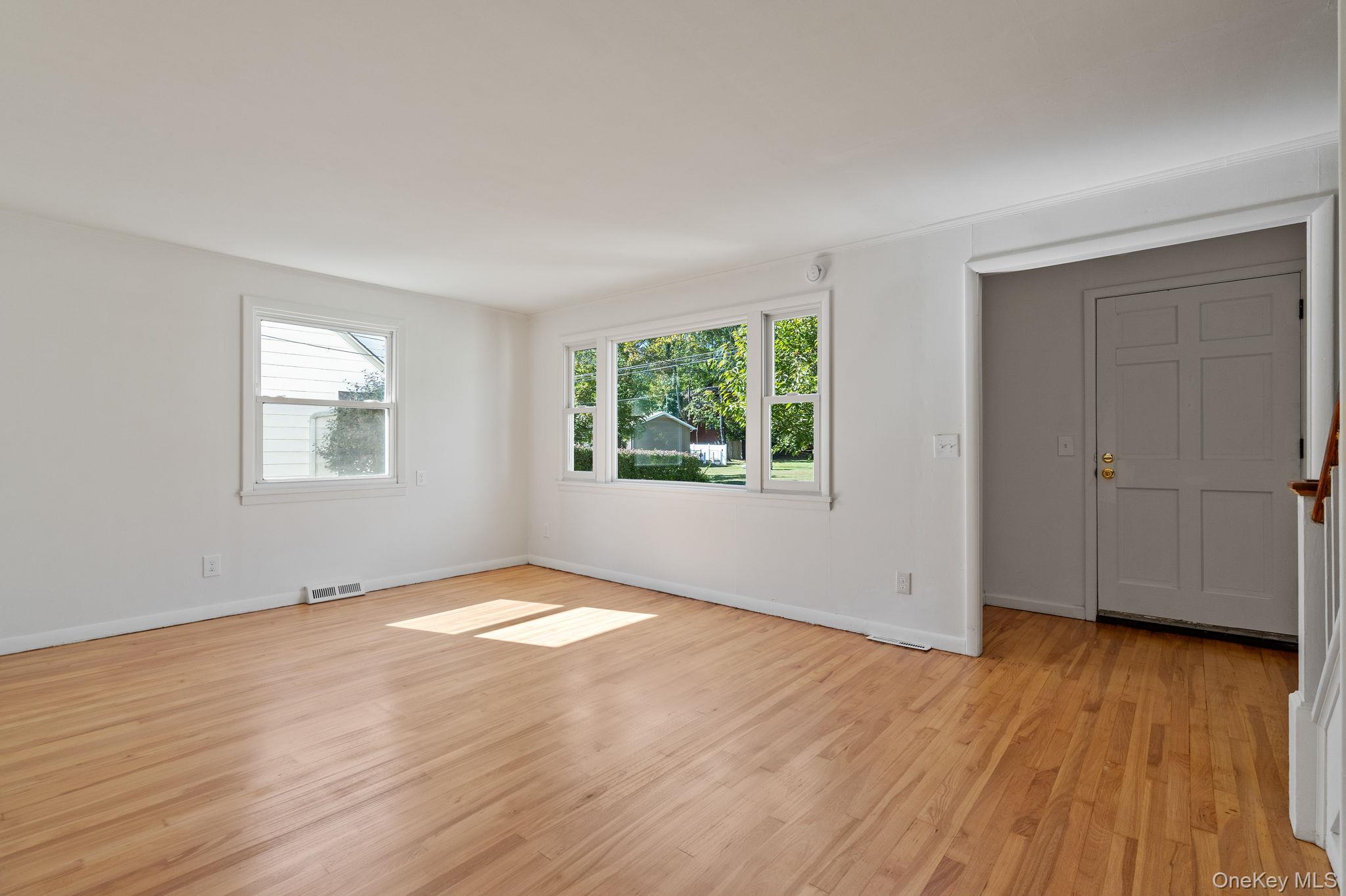 43 Woodland Avenue, Poughkeepsie, NY 12603