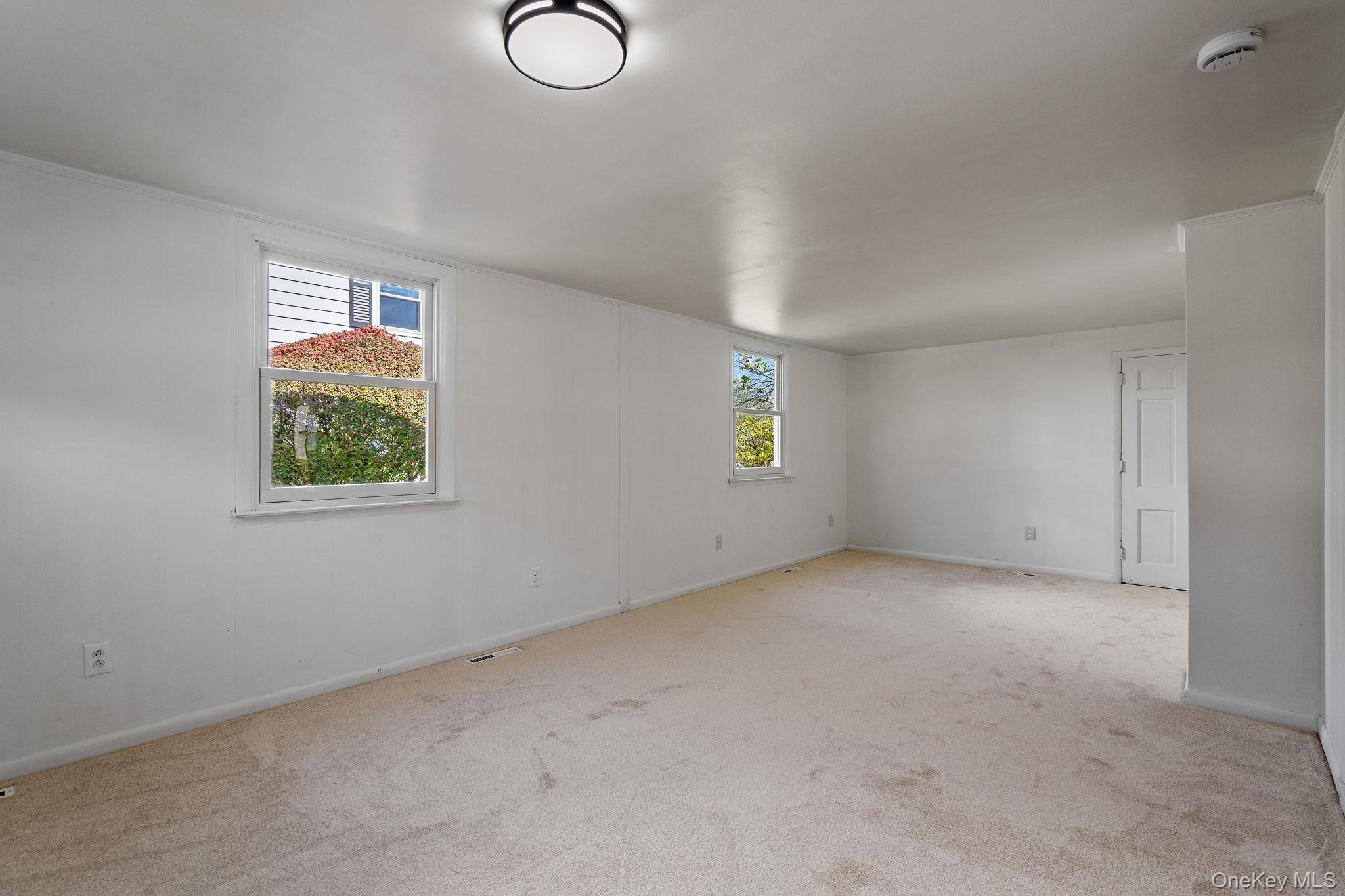 43 Woodland Avenue, Poughkeepsie, NY 12603