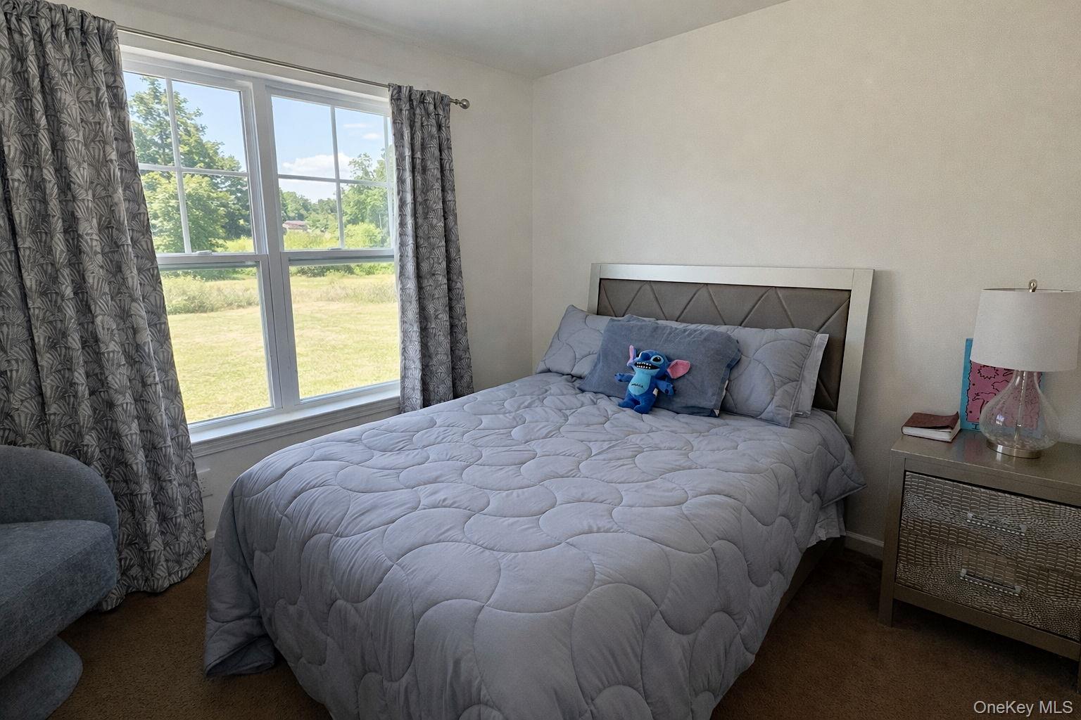 1404 Hawthorn Way, New Windsor, NY 12553