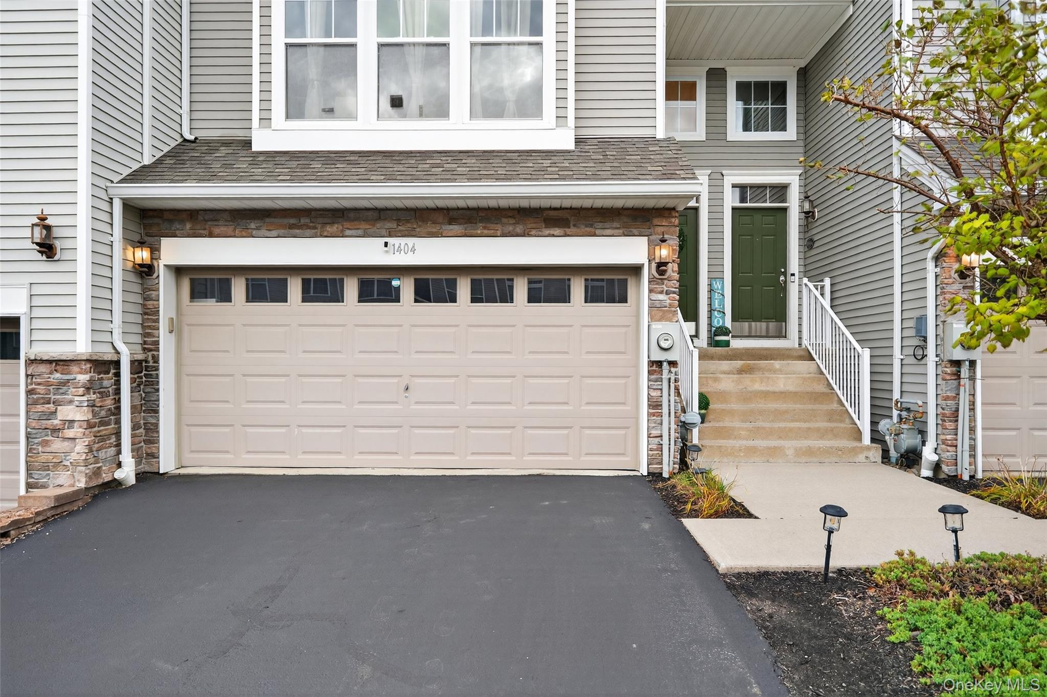 1404 Hawthorn Way, New Windsor, NY 12553