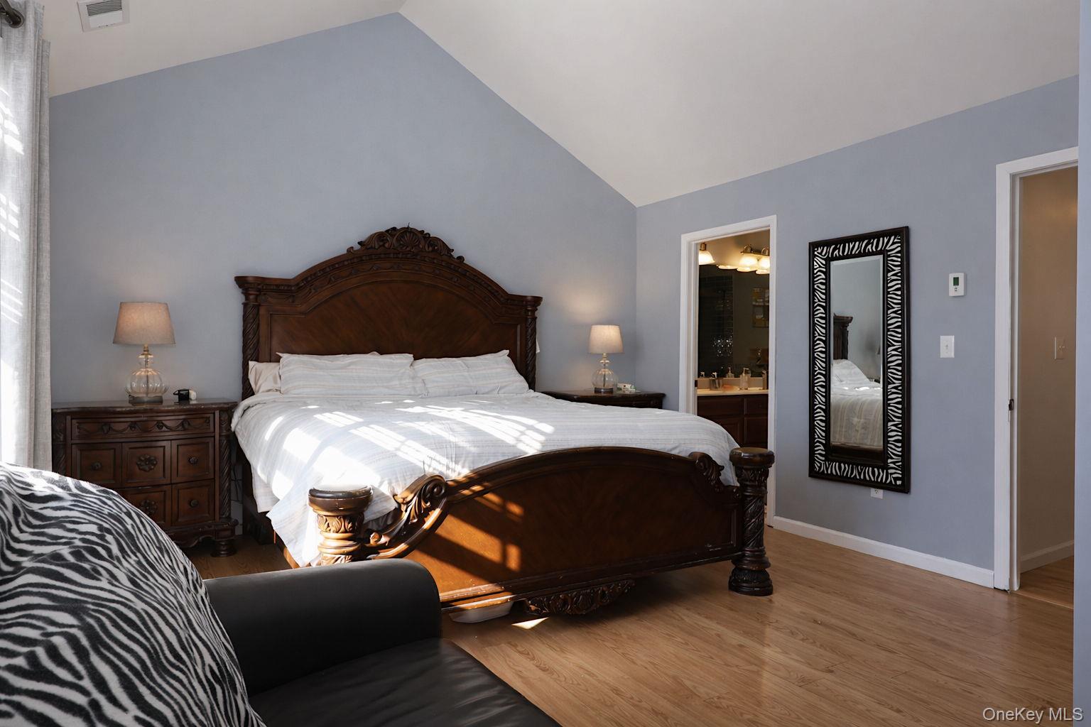 1404 Hawthorn Way, New Windsor, NY 12553