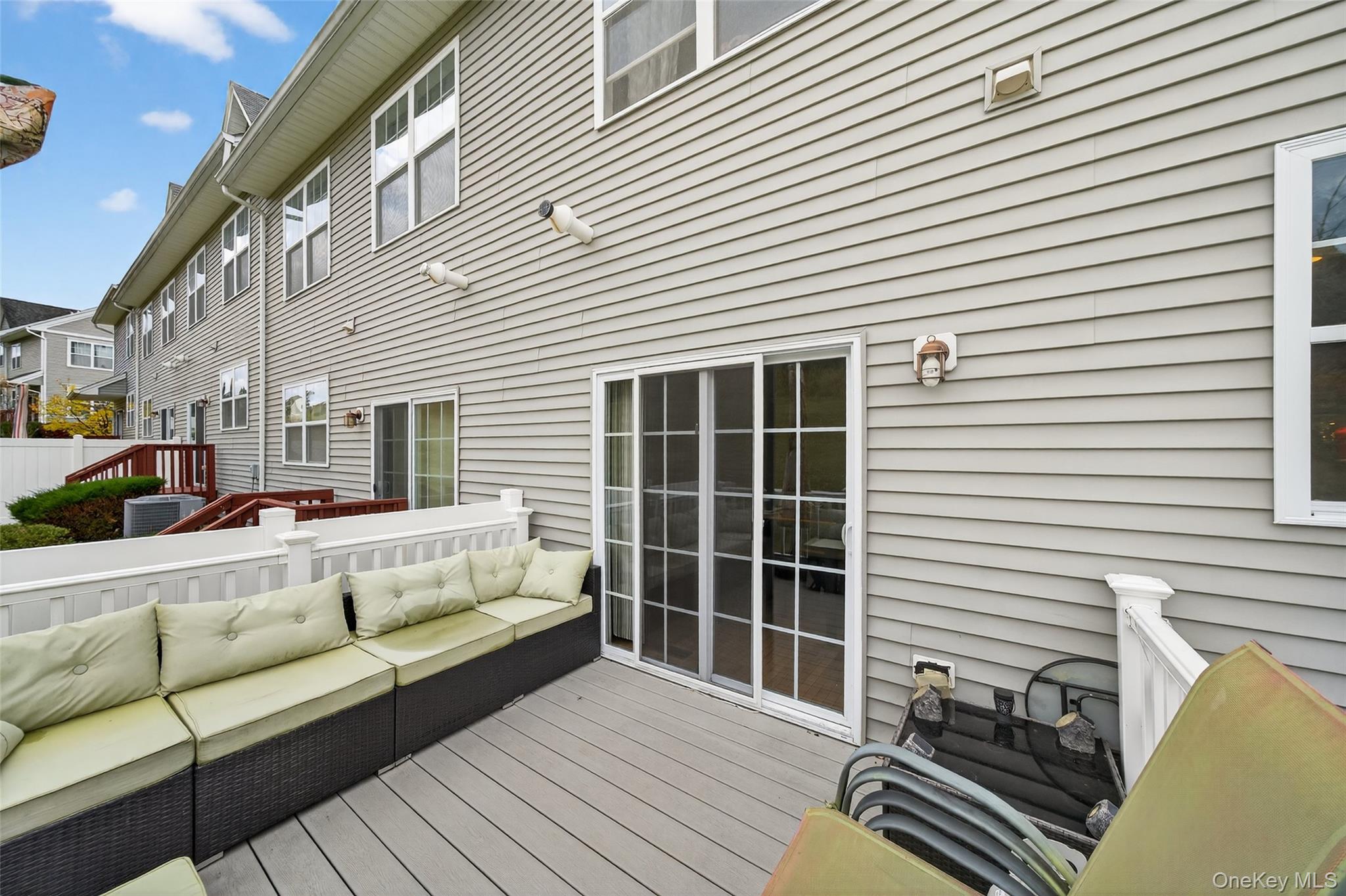 1404 Hawthorn Way, New Windsor, NY 12553