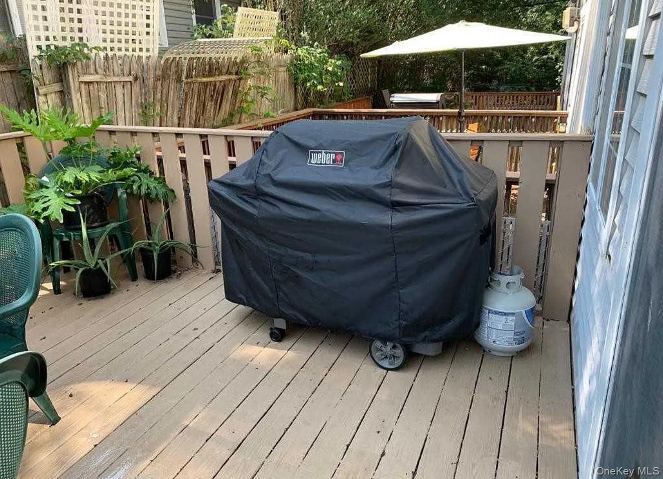 16 Linda Lane, Staten Island, NY 10312