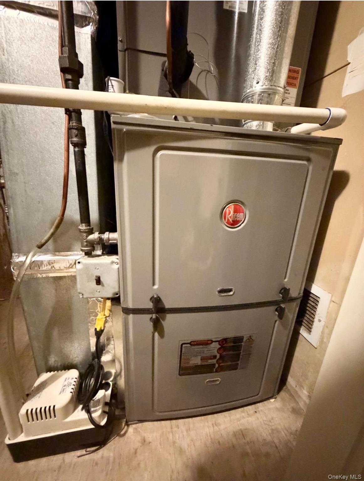 16 Linda Lane, Staten Island, NY 10312