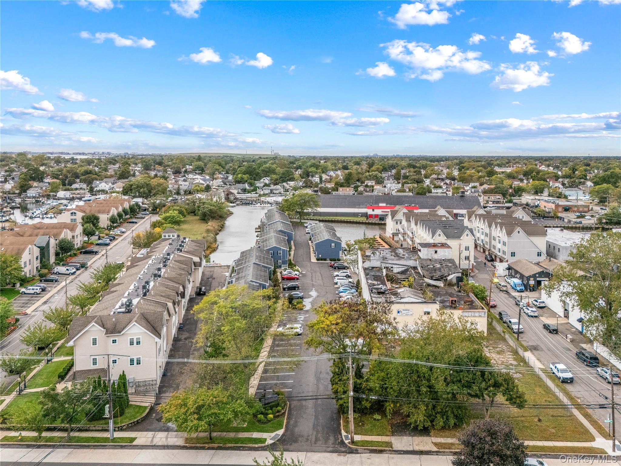 116 Westend Avenue # 8, Freeport, NY 11520