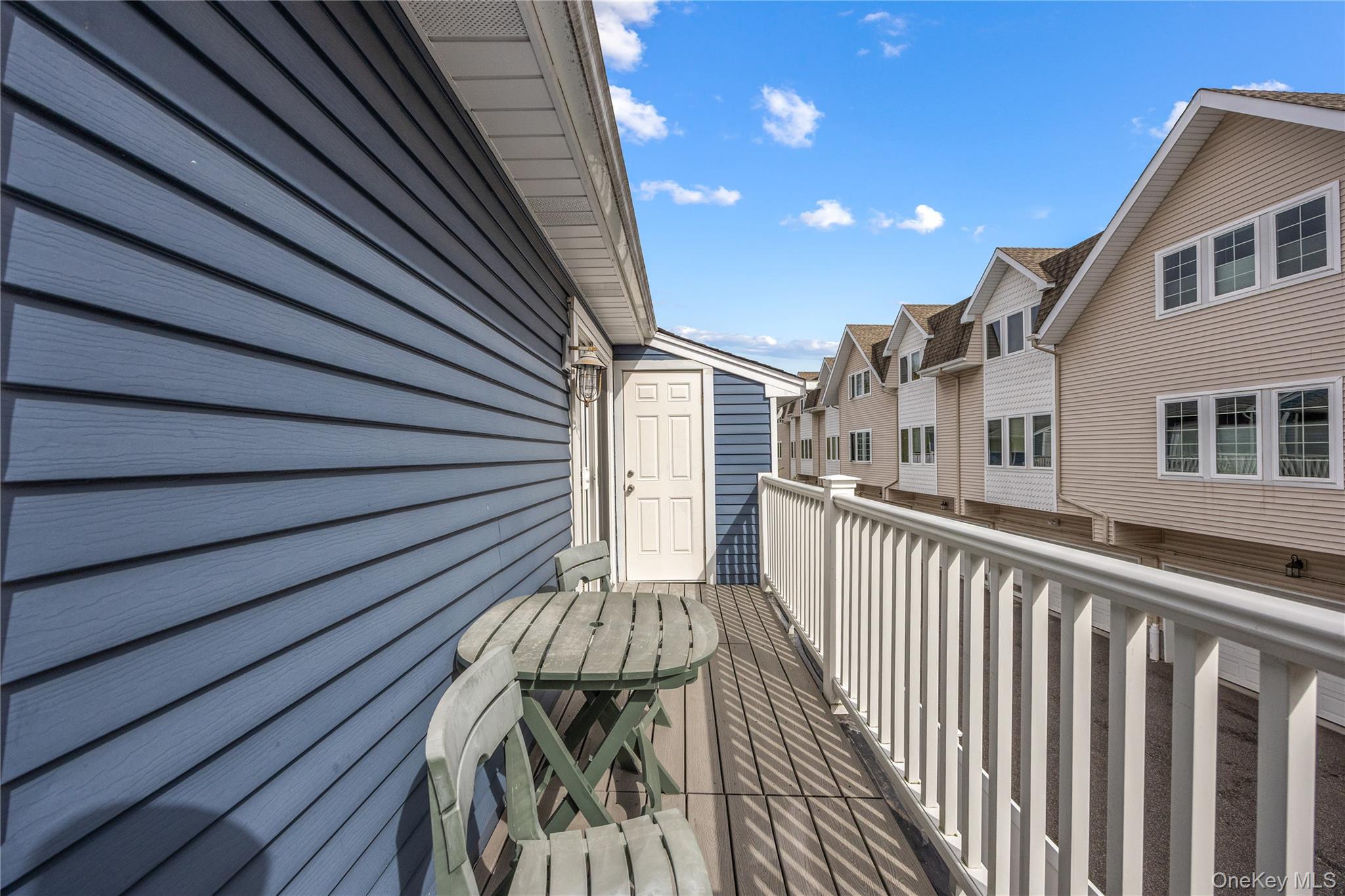 116 Westend Avenue # 8, Freeport, NY 11520