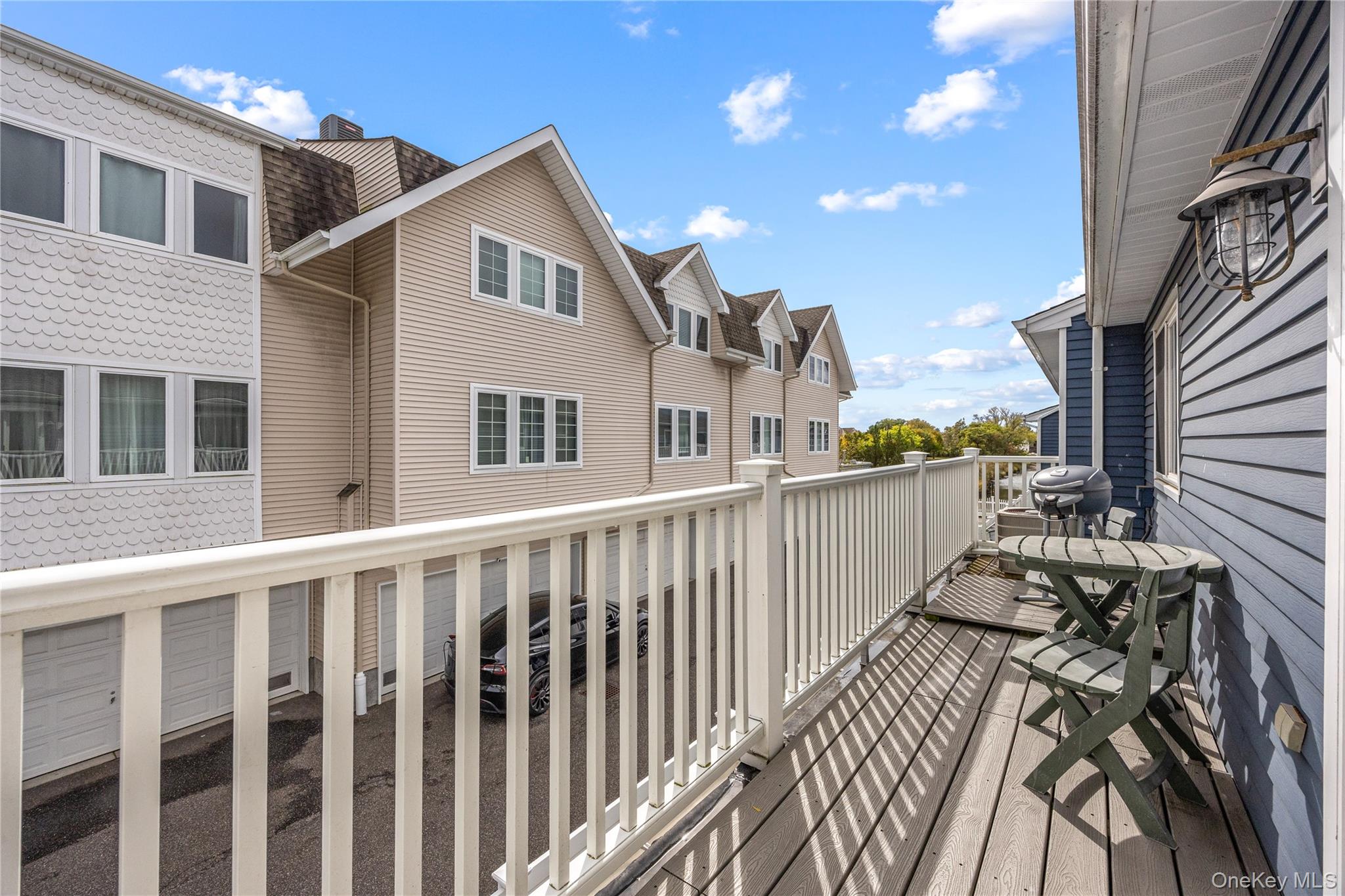 116 Westend Avenue # 8, Freeport, NY 11520