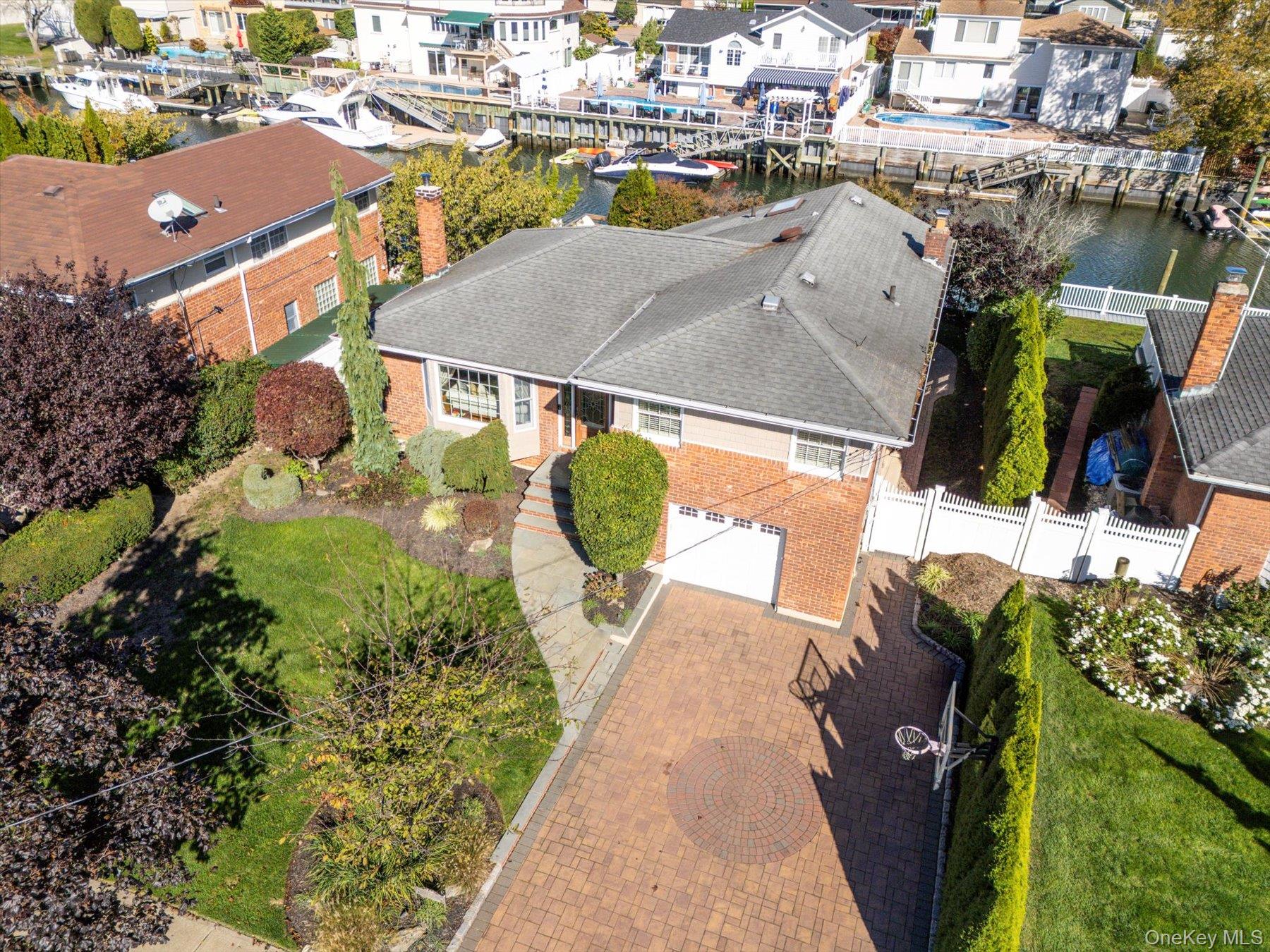 2863 Harbor Road, Merrick, NY 11566