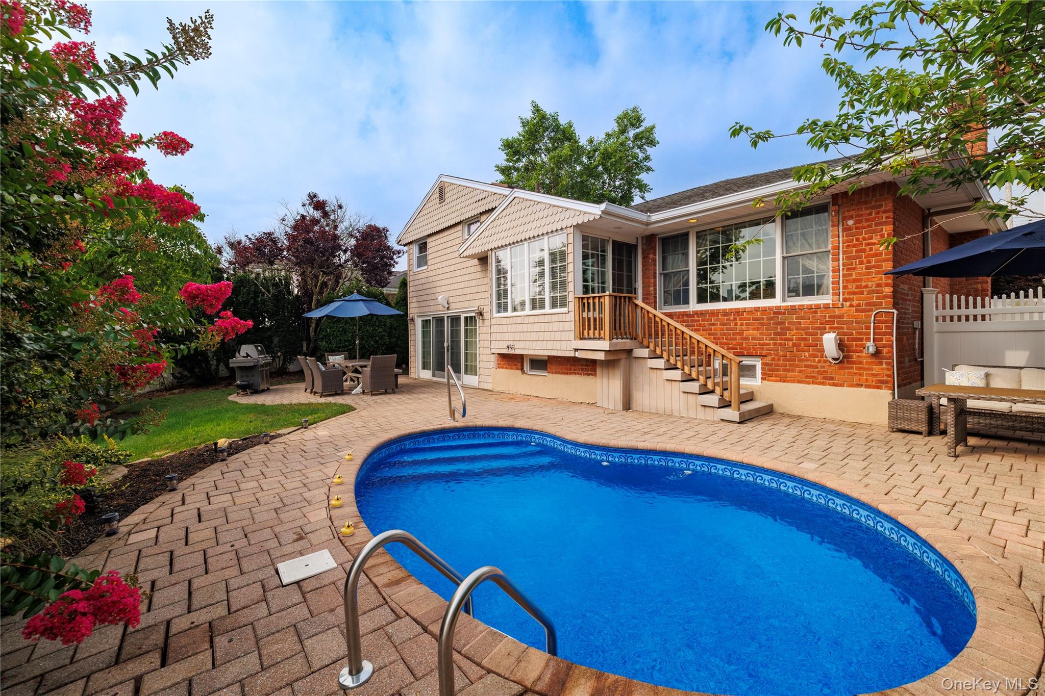 2863 Harbor Road, Merrick, NY 11566