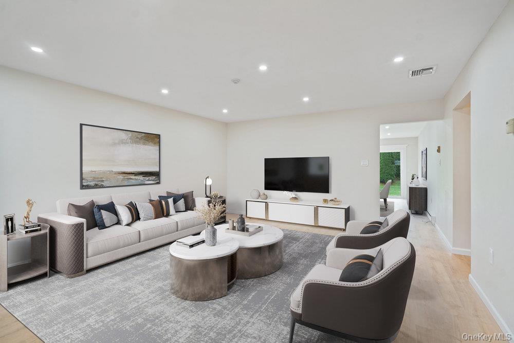 53 Freedom Lane, Coram, NY 11727