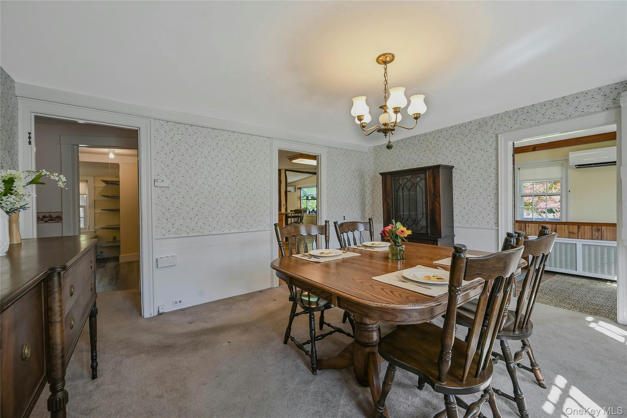 147 N Country Road, Mount Sinai, NY 11766