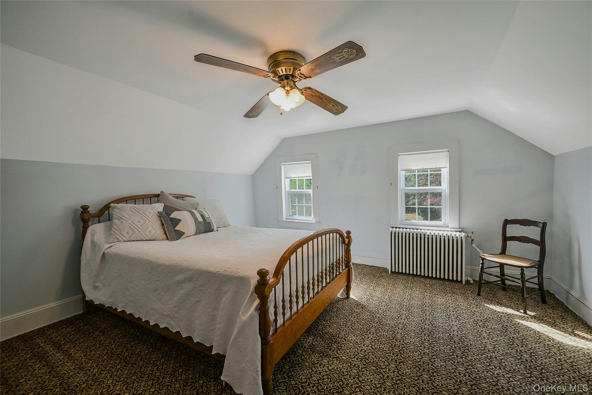 147 N Country Road, Mount Sinai, NY 11766