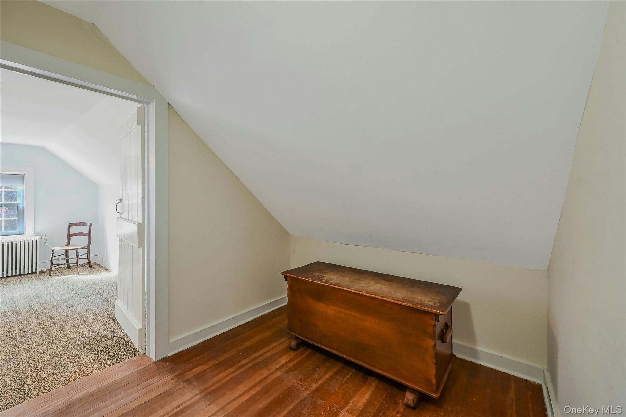 147 N Country Road, Mount Sinai, NY 11766