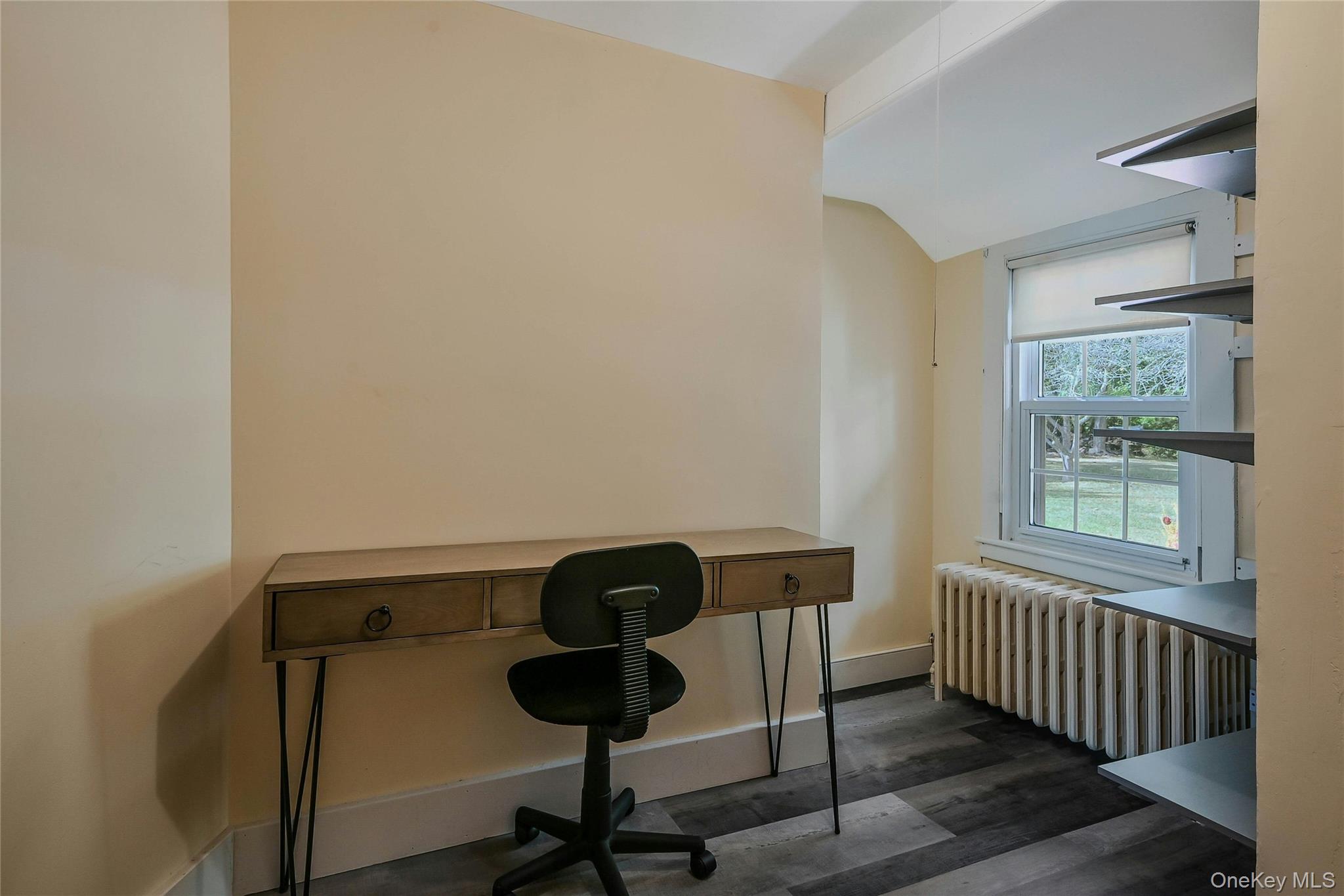 147 N Country Road, Mount Sinai, NY 11766