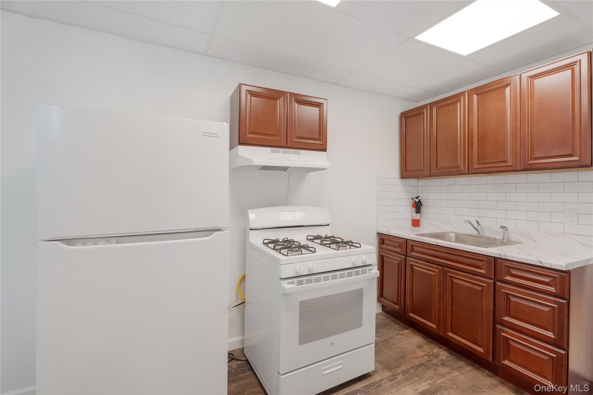 7708 New Utrecht Avenue, Brooklyn, NY 11214