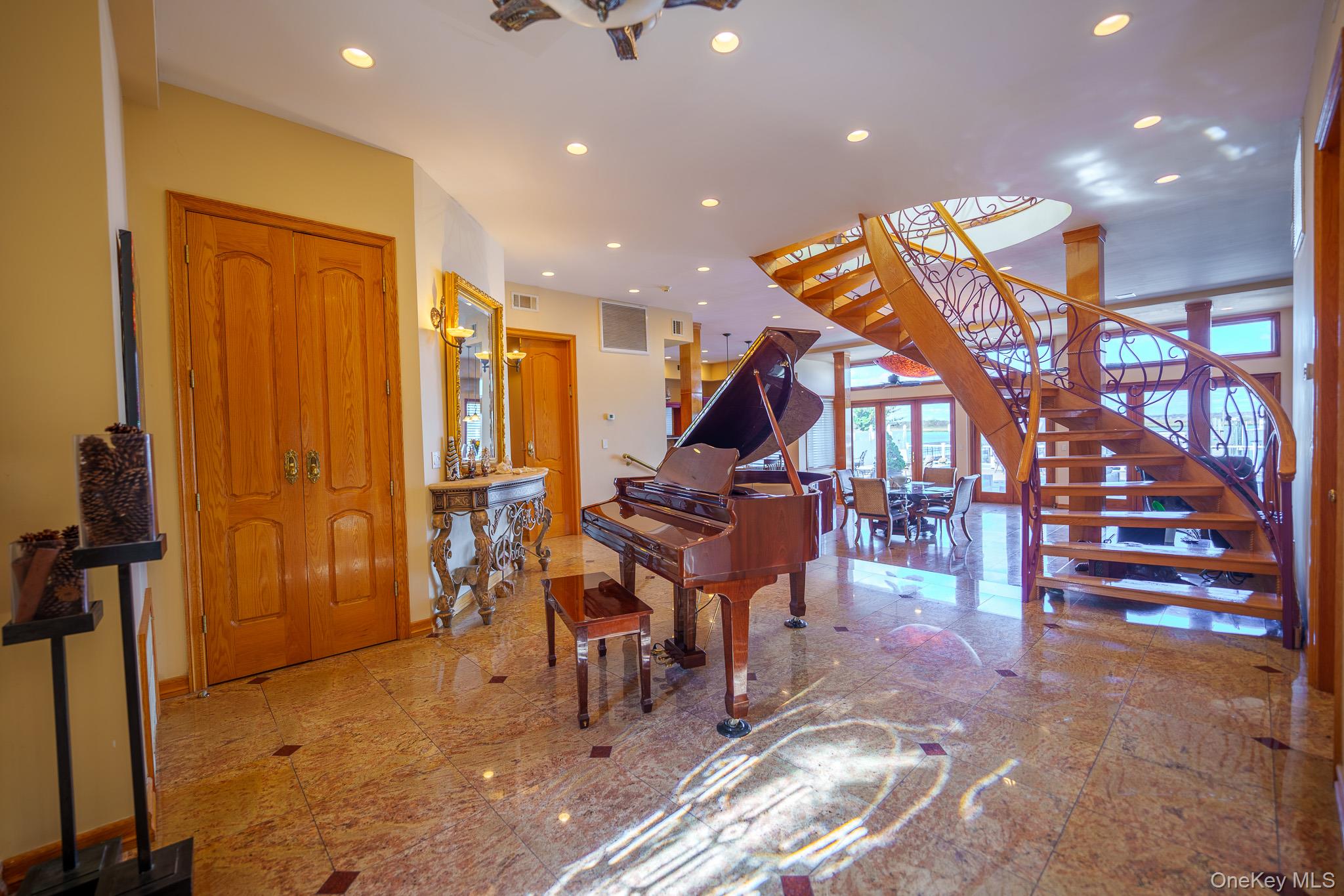 51 Bay Street, East Atlantic Beach, NY 11561